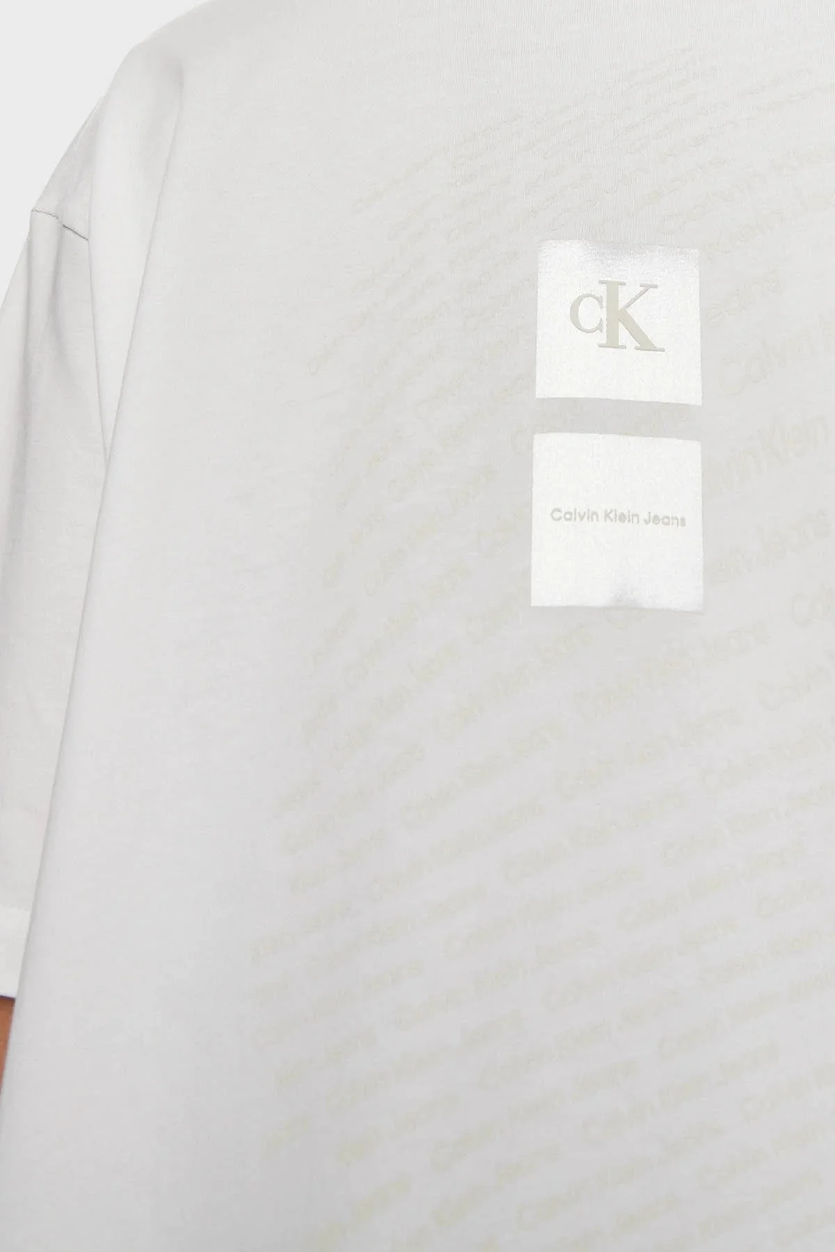 Calvin Klein Pamuklu Boyfriend Fit Bisiklet Yaka J20J223166YAF Bayan T Shirt J20J223166 YAF BEYAZ - 5