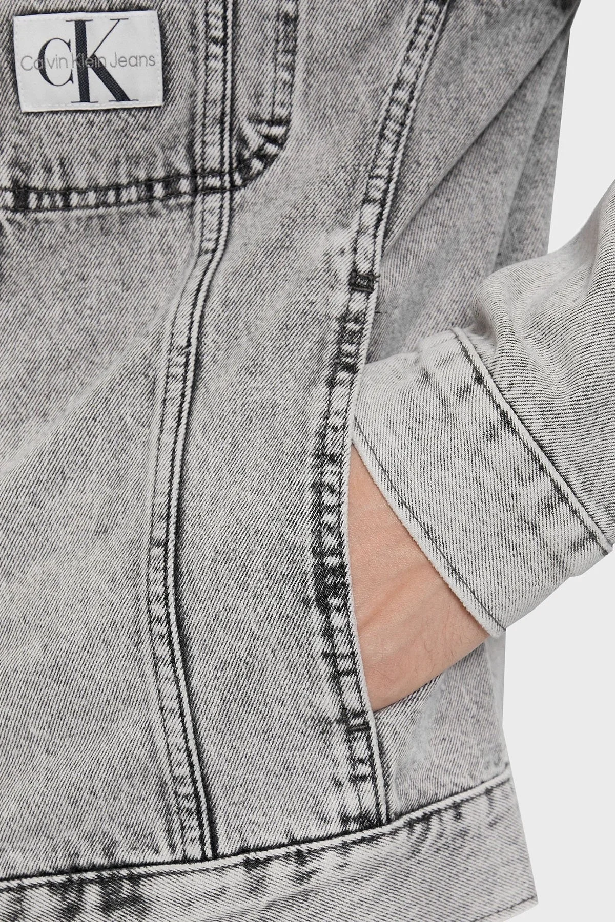 Calvin Klein Pamuklu Cepli Regular Fit J30J3245741BZ Erkek Kot Ceket J30J324574 1BZ GRİ - 4