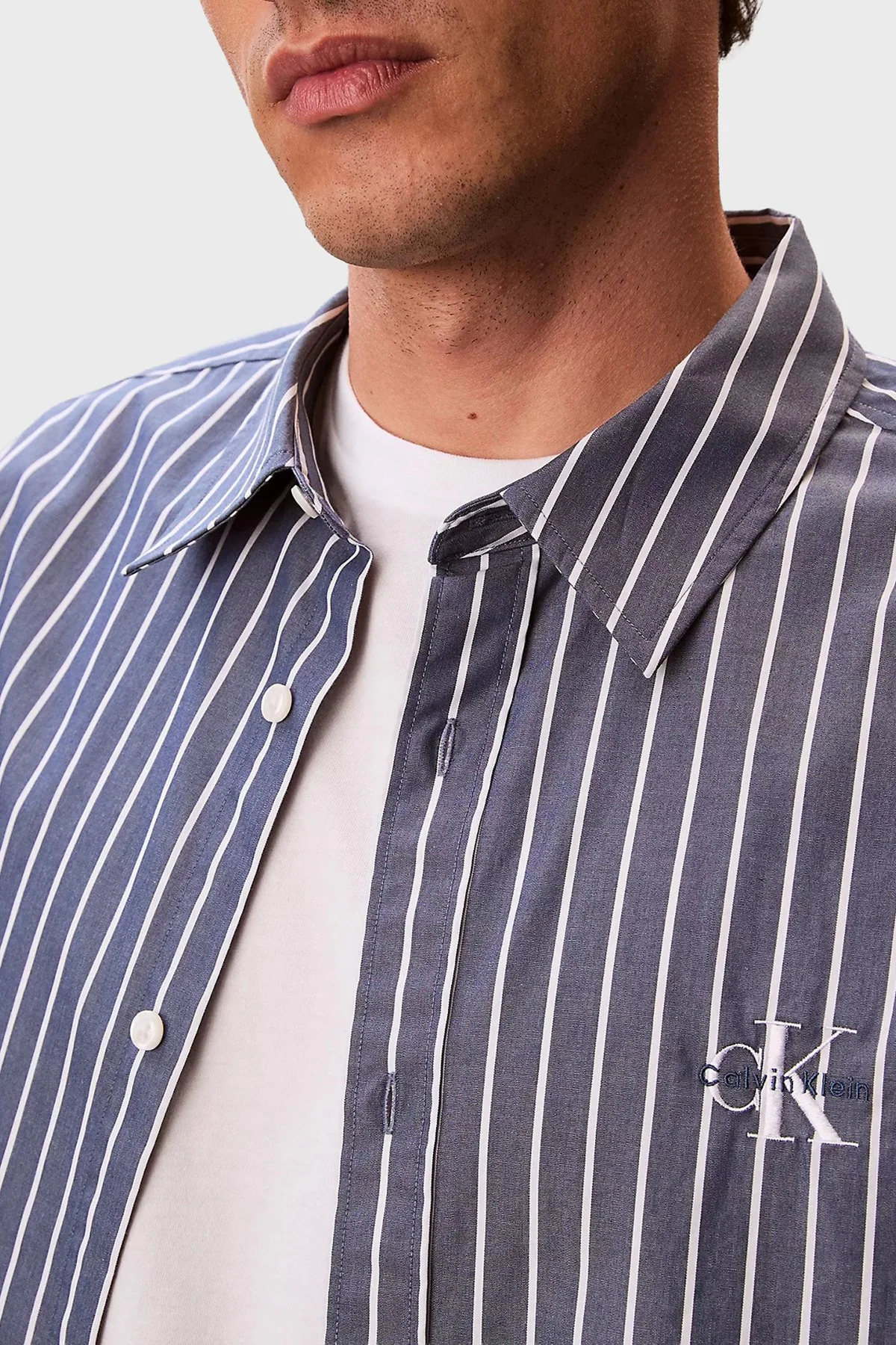 Calvin Klein Pamuklu Çizgili Relaxed Fit Uzun Kollu LV04RF106GCEC Erkek Gömlek LV04RF106G CEC LACİVERT - 4
