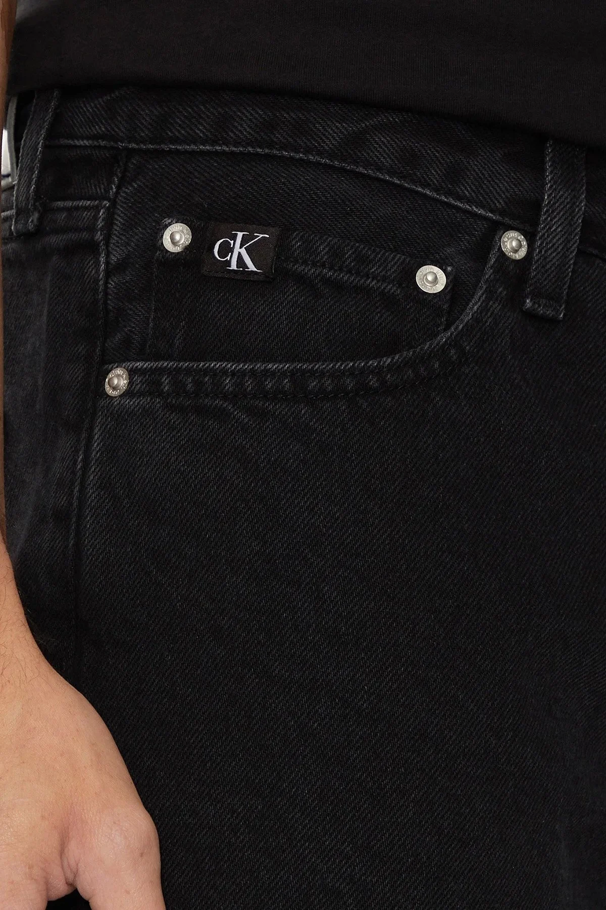 Calvin Klein Pamuklu Dad Fit Jeans J30J3257291BY Erkek Kot Pantolon J30J325729 1BY SİYAH - 4