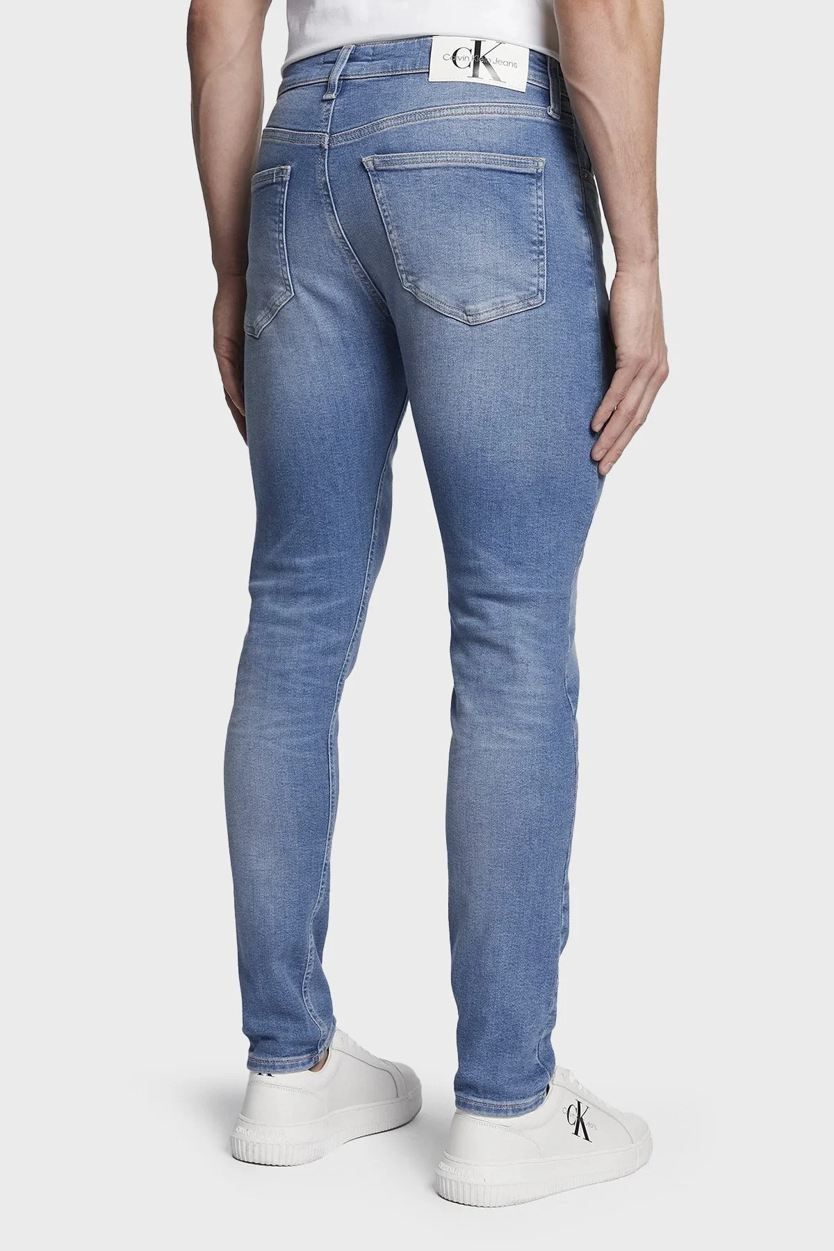Calvin Klein Pamuklu Dar Paça Skinny Fit Jeans J30J3228301A4 Erkek Kot Pantolon J30J322830 1A4 MAVİ - 3