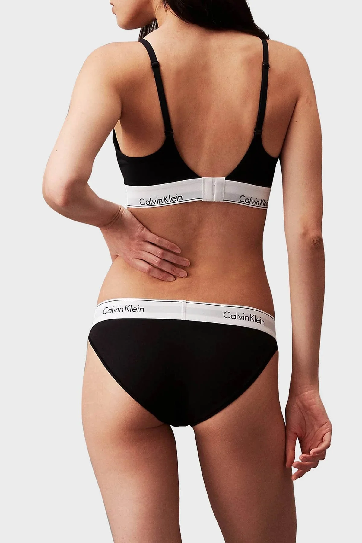 Calvin Klein Pamuklu Dolgulu Push Up 000QF7623EUB1 Bayan Sütyen 000QF7623E UB1 SİYAH - 2