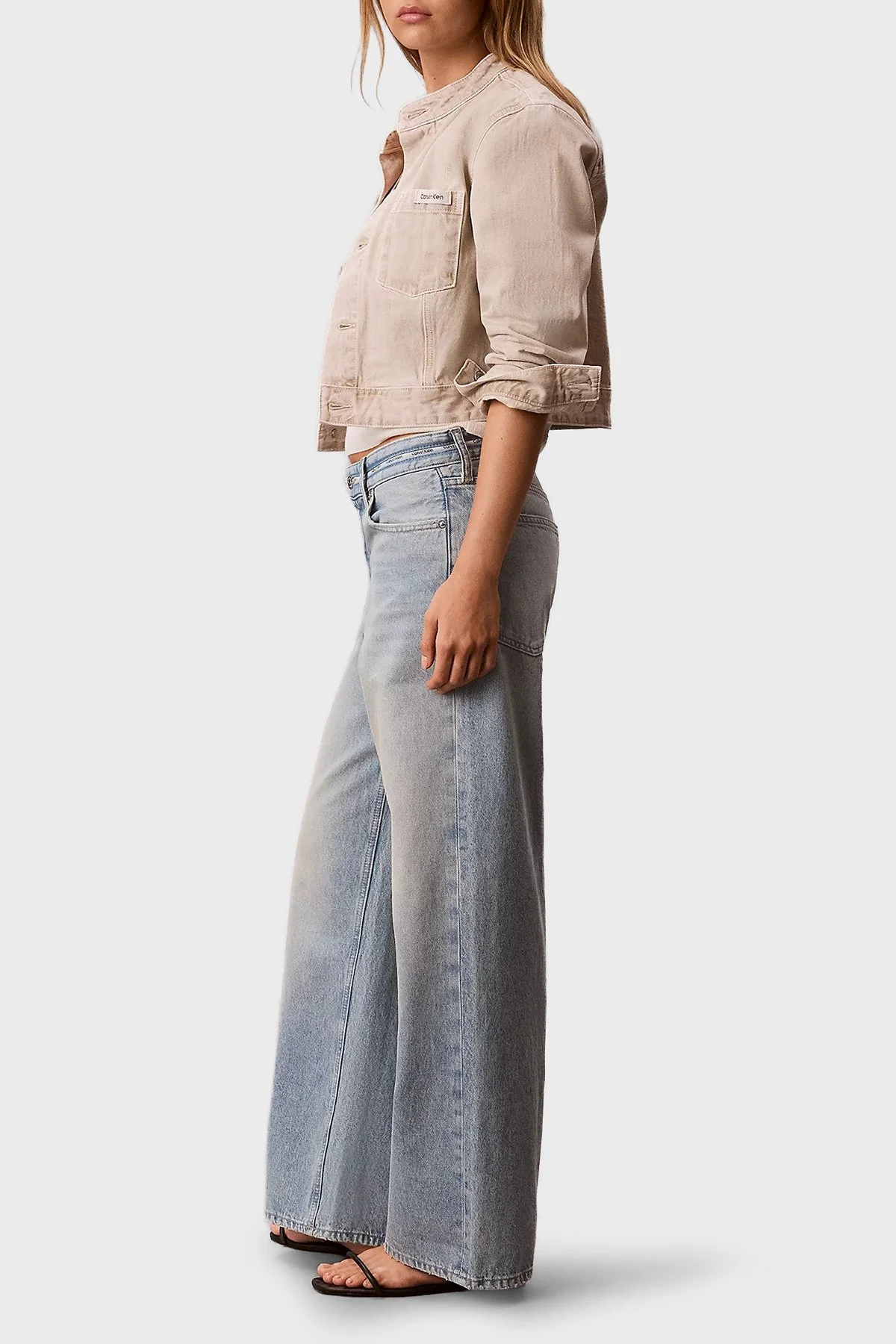 Calvin Klein Pamuklu Düşük Bel Bol Paça Baggy Jeans LV047G916GYP3 Kadın Kot Pantolon LV047G916G YP3 AÇIK MAVİ - 4