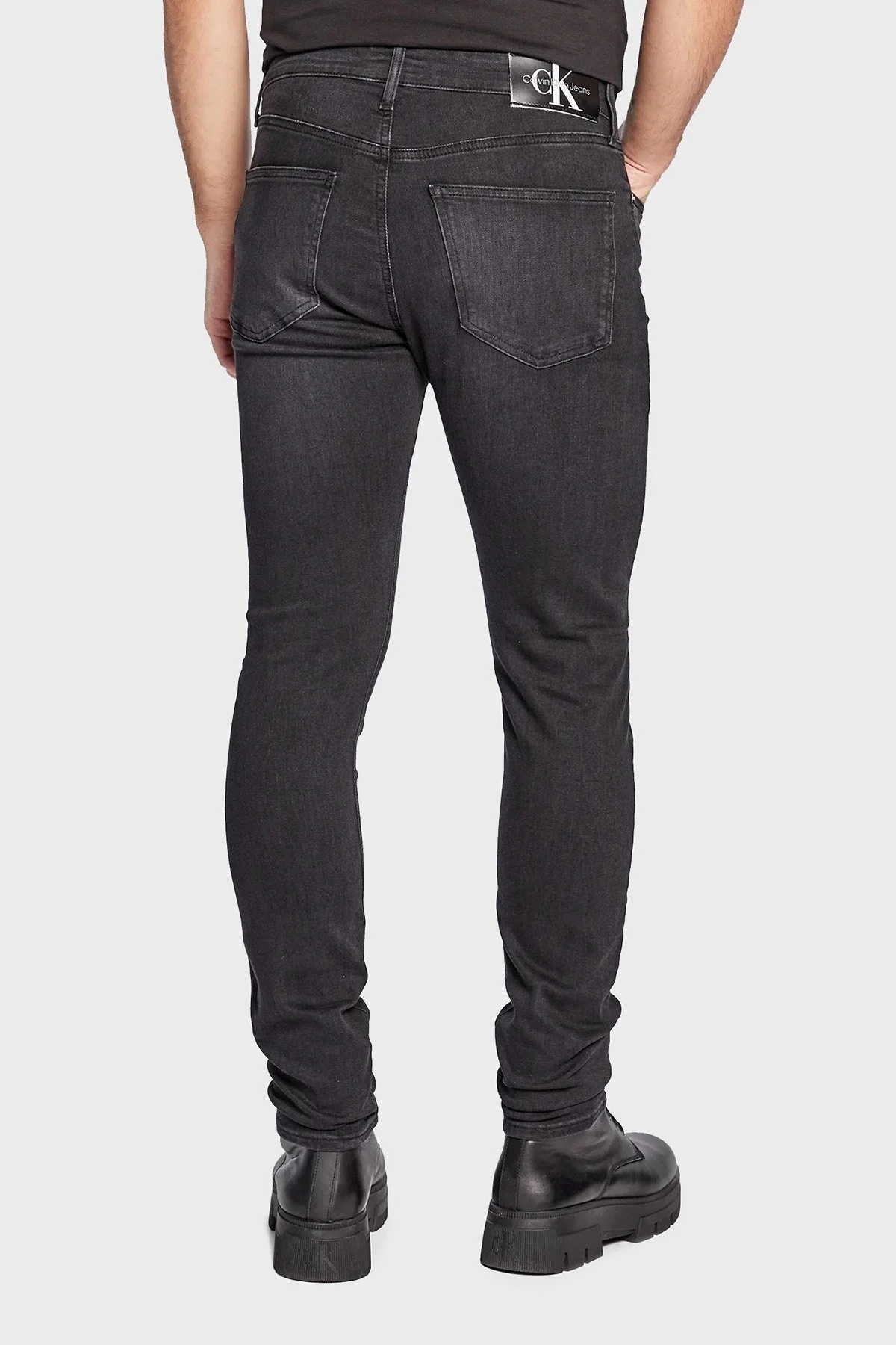Calvin Klein Pamuklu Düşük Bel Skinny Fit Pantolon Erkek Kot Pantolon J30J322402 1BY SİYAH - 3