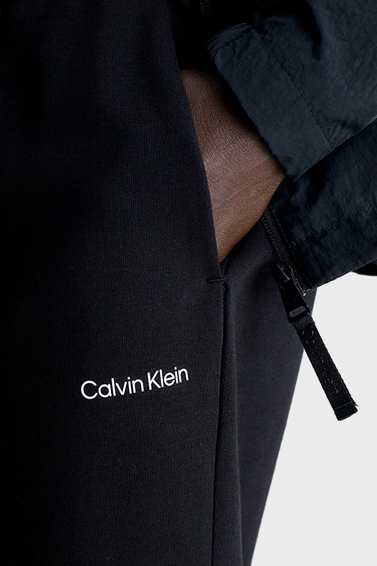 Calvin Klein Pamuklu Elastik Bel Regular Fit K10K111208BEH Erkek Short K10K111208 BEH SİYAH - 3