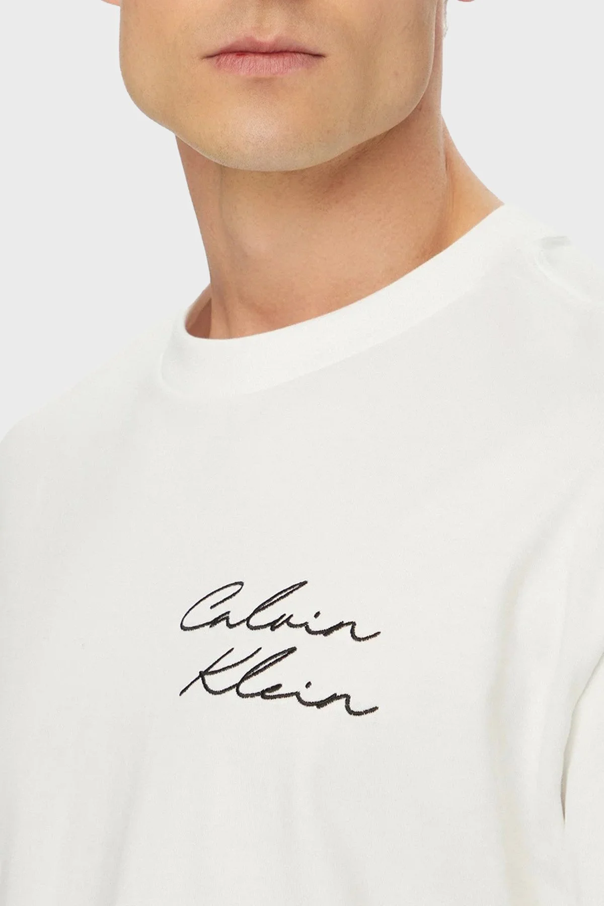 Calvin Klein Pamuklu Grafik Baskılı Regular Fit LV04RE828GYAF Erkek T Shirt LV04RE828G YAF BEYAZ - 4