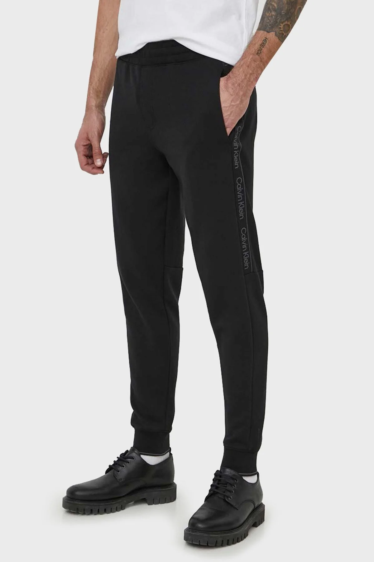 Calvin Klein Pamuklu Jogger Spor K10K112945BEH Erkek Pantolon K10K112945 BEH SİYAH - 2