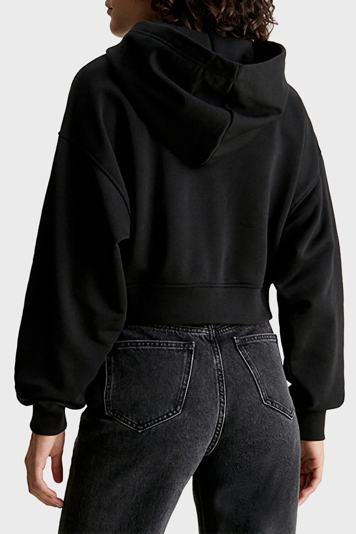 Calvin Klein Pamuklu Kapüşonlu Relaxed Fit Crop J20J222885BEH Bayan Sweat J20J222885 BEH SİYAH - 2