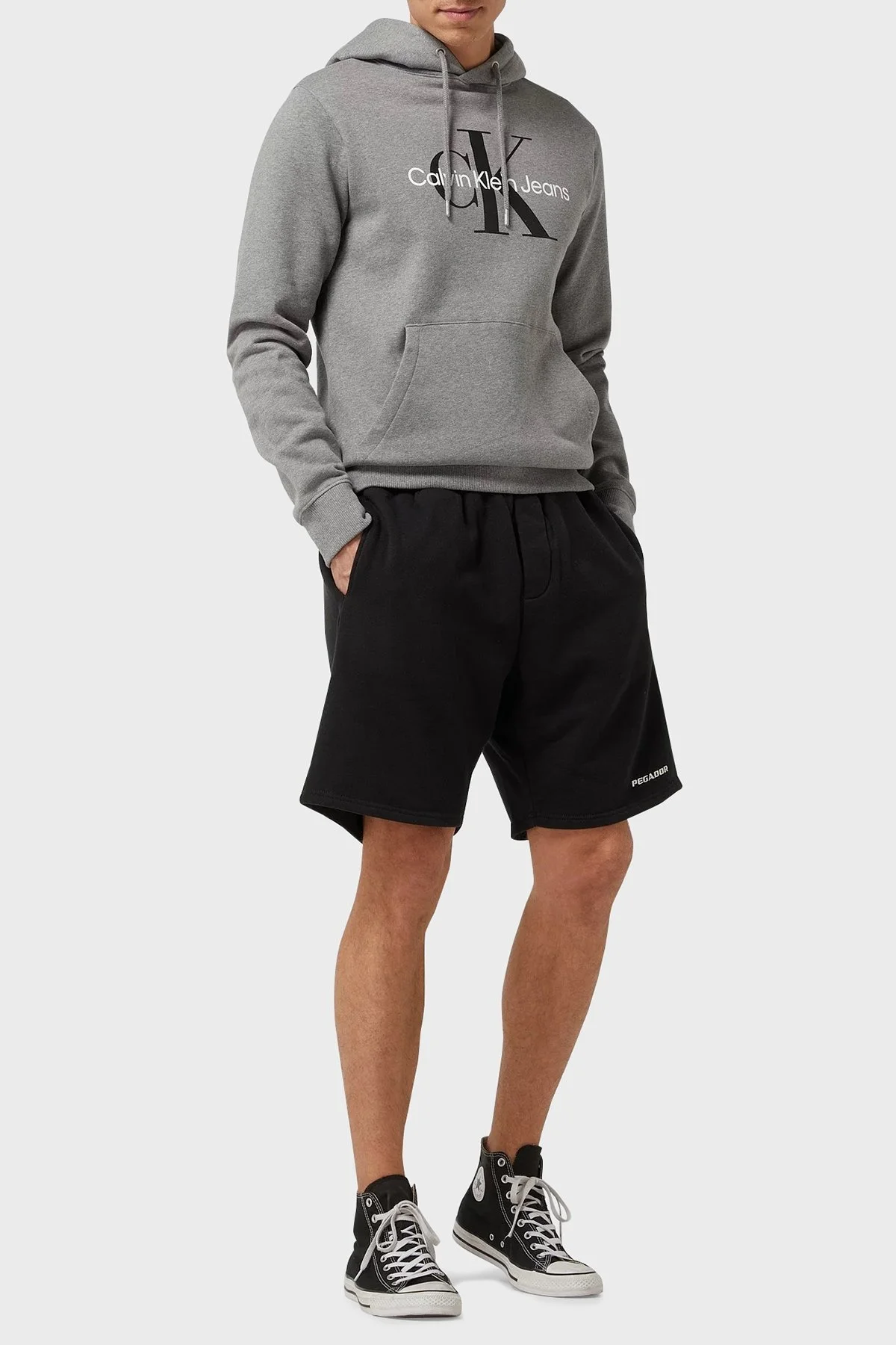 Calvin Klein Pamuklu Kapüşonlu Kanguru Cepli Regular Fit Erkek Sweat J30J320934 P2D GRİ - 3