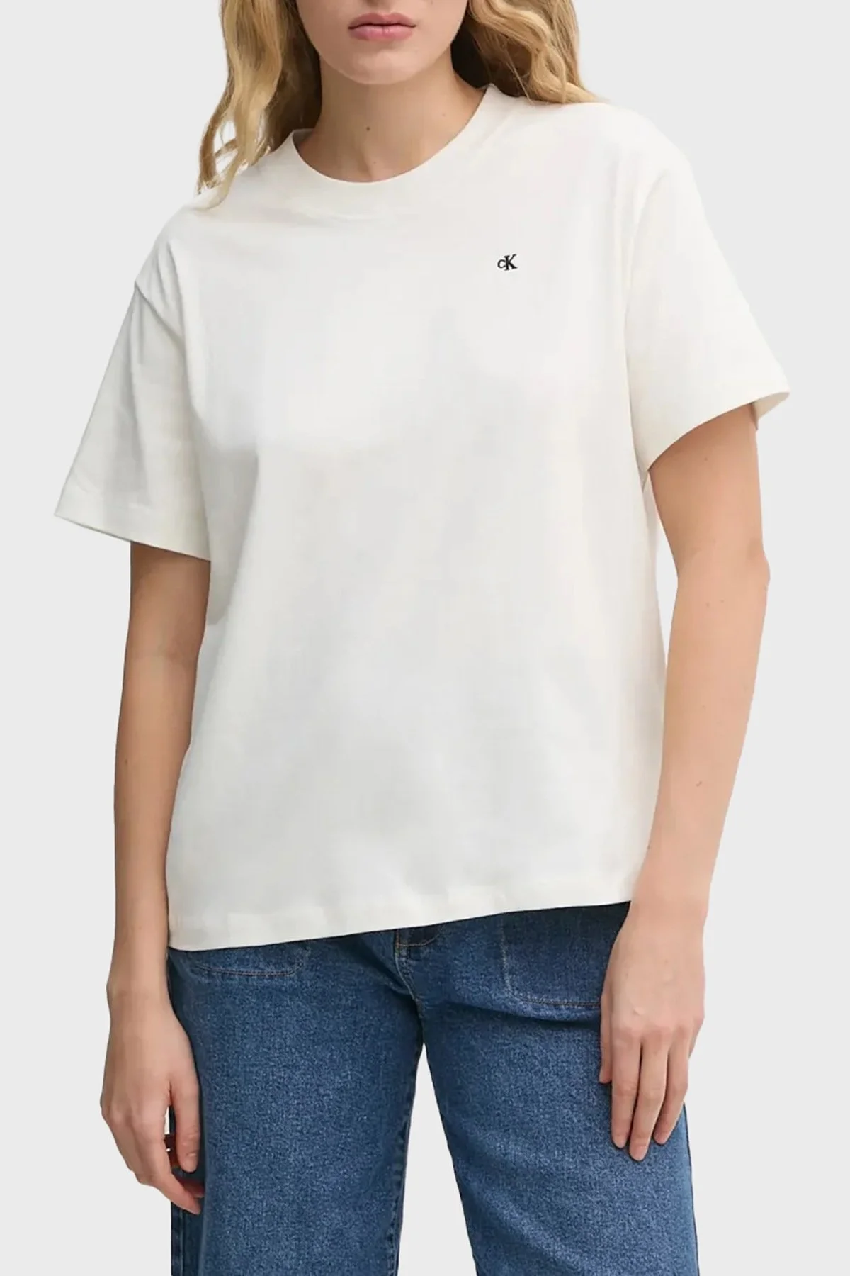 Calvin Klein Pamuklu Logo Baskılı Regular Fit Bisiklet Yaka J20J225238YAS Bayan T Shirt J20J225238 YAS EKRU - 6