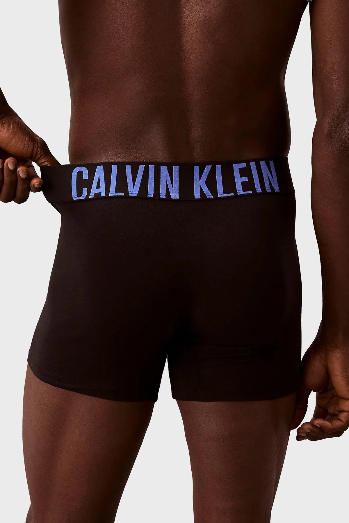 Calvin Klein Pamuklu Logolu 3 Pack 000NB3609AZDM Erkek Boxer 000NB3609A ZDM Siyah-Siyah-Siyah - 6