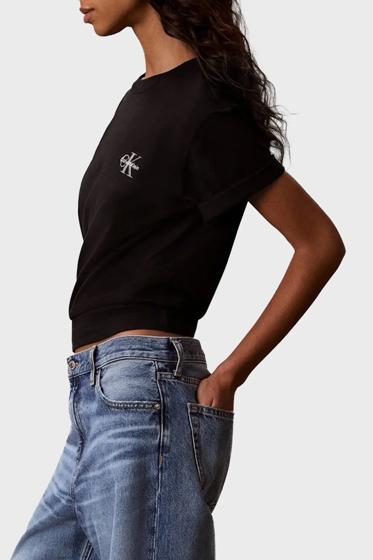 Calvin Klein Pamuklu Logolu Bisiklet Yaka LV047G826GUB1 Kadın T Shirt LV047G826G UB1 Siyah - 3