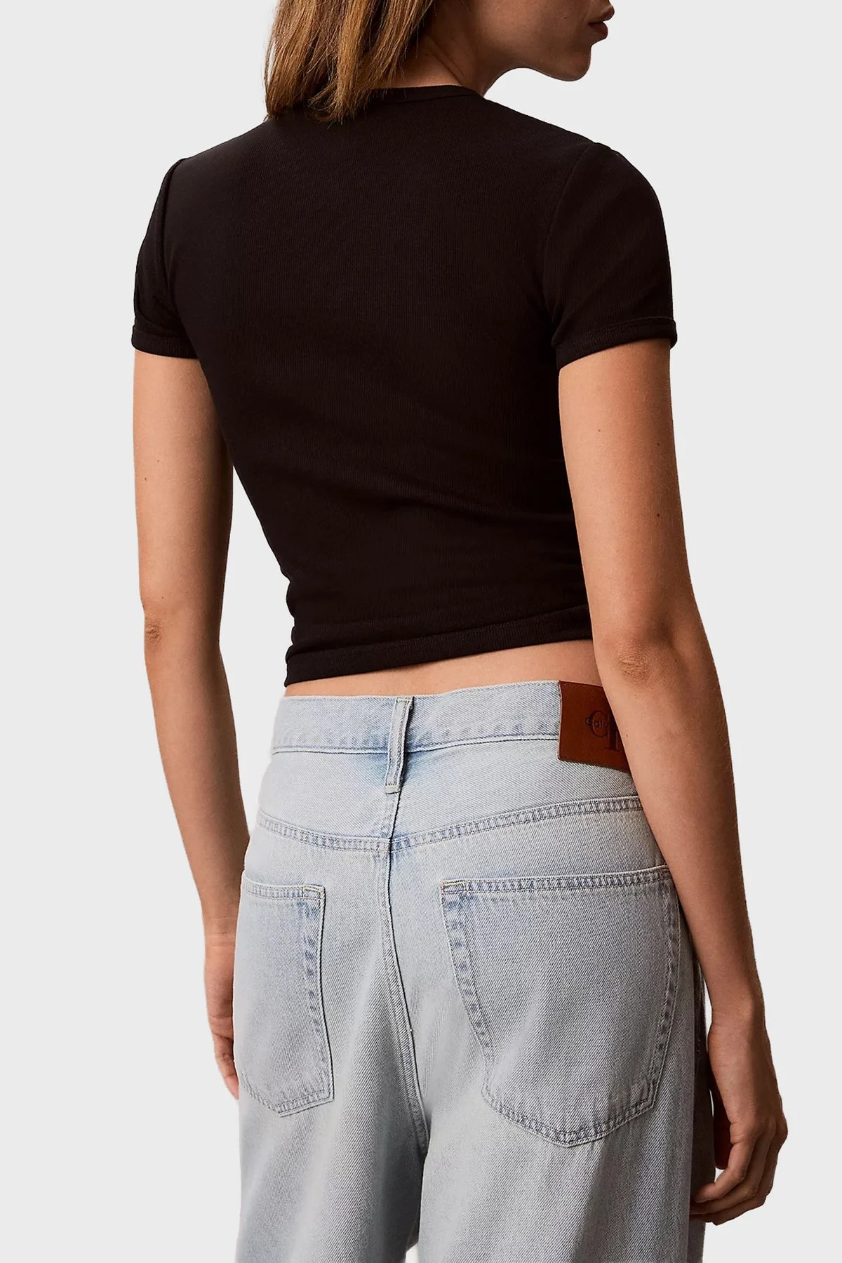 Calvin Klein Pamuklu Logolu Slim Fit Bisiklet Yaka LV047G816GUB1 Kadın T Shirt LV047G816G UB1 SİYAH - 3