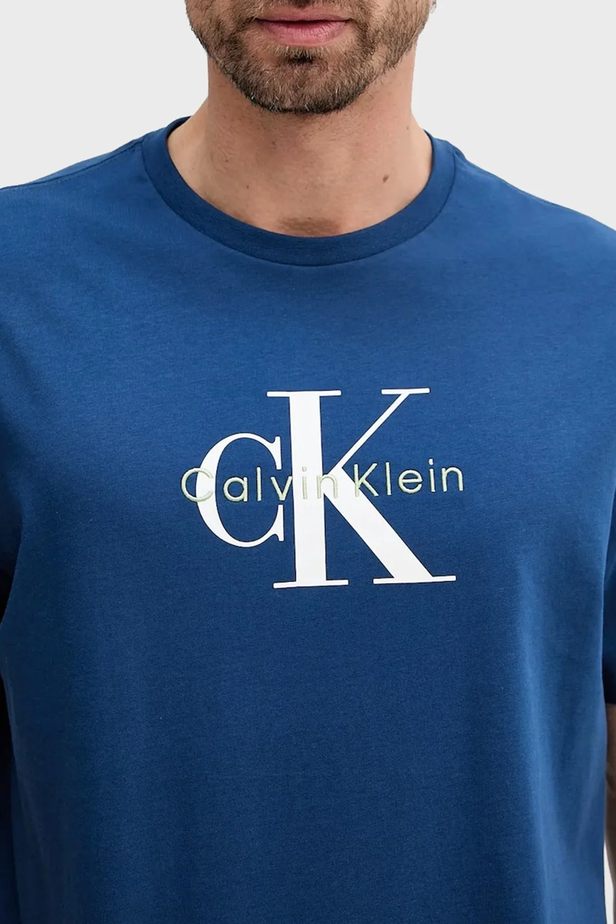 Calvin Klein Pamuklu Loose Fit Bisiklet Yaka Logolu LV04RB862GC3I Erkek T Shirt LV04RB862G C3I LACİVERT - 3