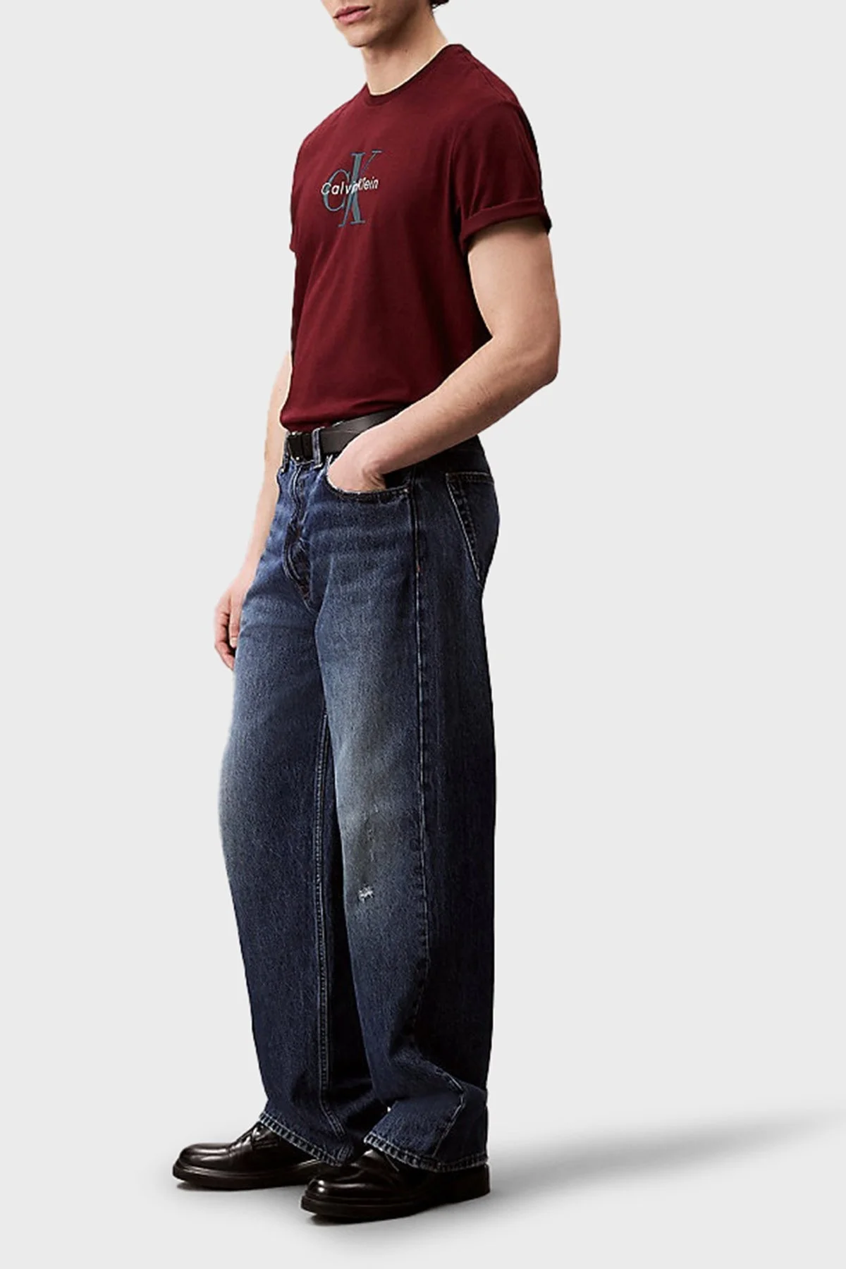 Calvin Klein Pamuklu Loose Fit Bisiklet Yaka Logolu LV04RB862GVLP Erkek T Shirt LV04RB862G VLP KIRMIZI - 4