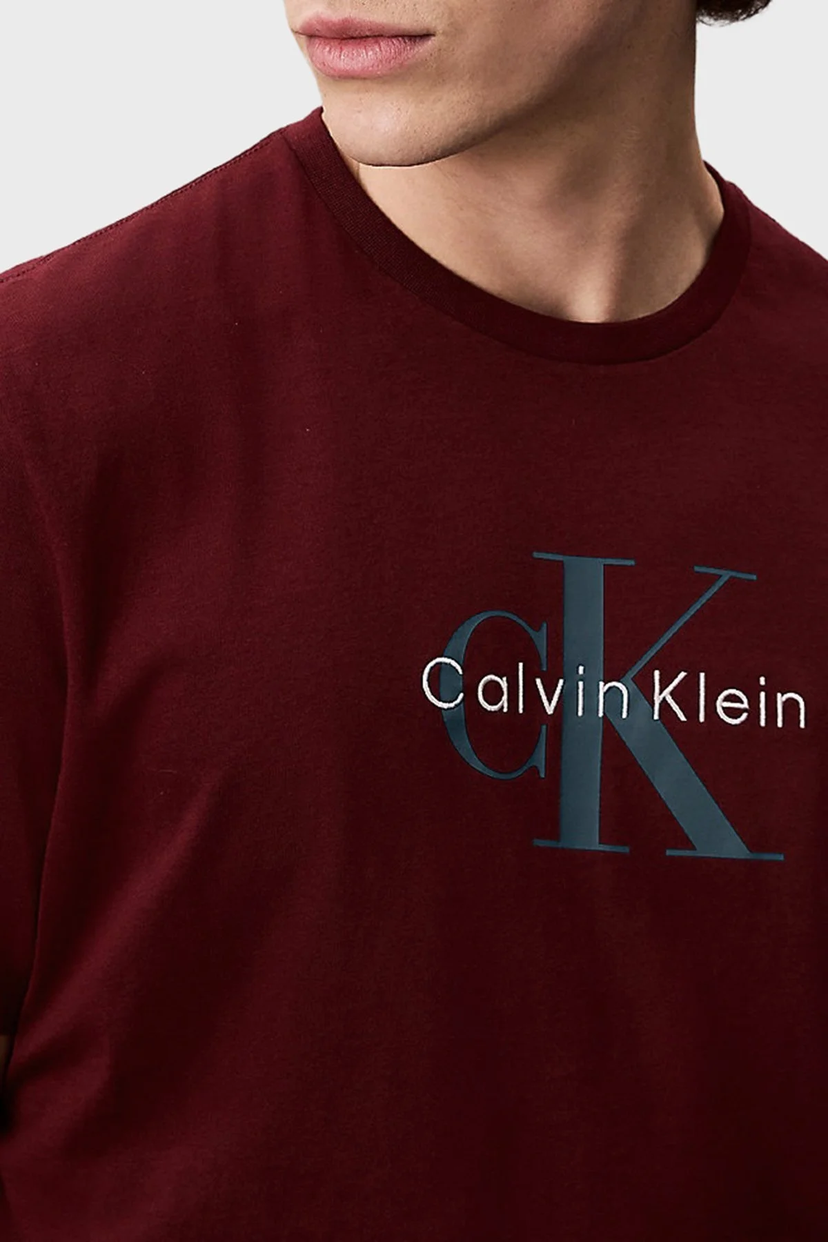 Calvin Klein Pamuklu Loose Fit Bisiklet Yaka Logolu LV04RB862GVLP Erkek T Shirt LV04RB862G VLP KIRMIZI - 5