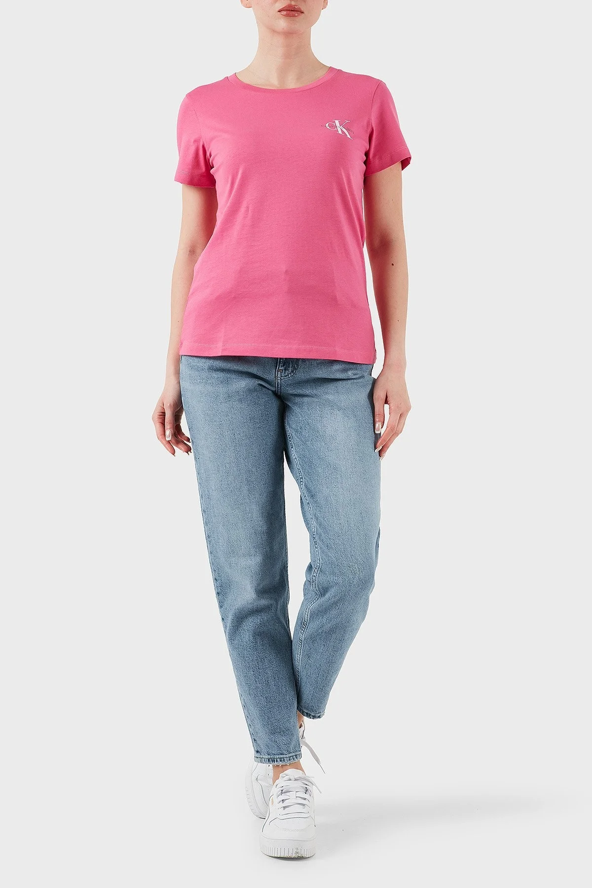 Calvin Klein Pamuklu Mom Fit Yüksek Bel Düz Paça Jeans J20J2245151AA Bayan Kot Pantolon J20J224515 1AA AÇIK MAVİ - 7