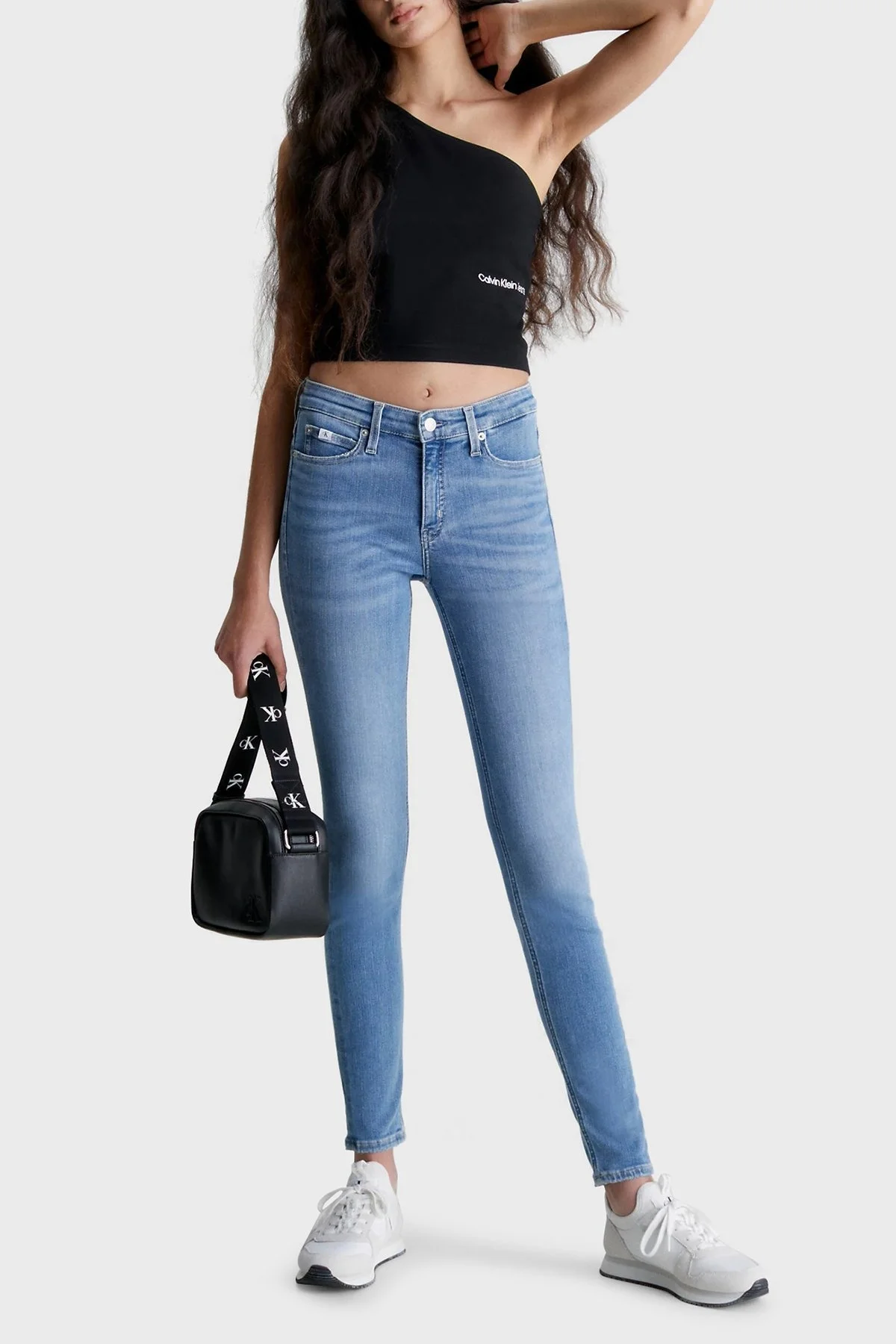 Calvin Klein Pamuklu Normal Bel Skinny Fit Dar Paça Jeans J20J2206171A4 Bayan Kot Pantolon J20J220617 1A4 MAVİ - 4