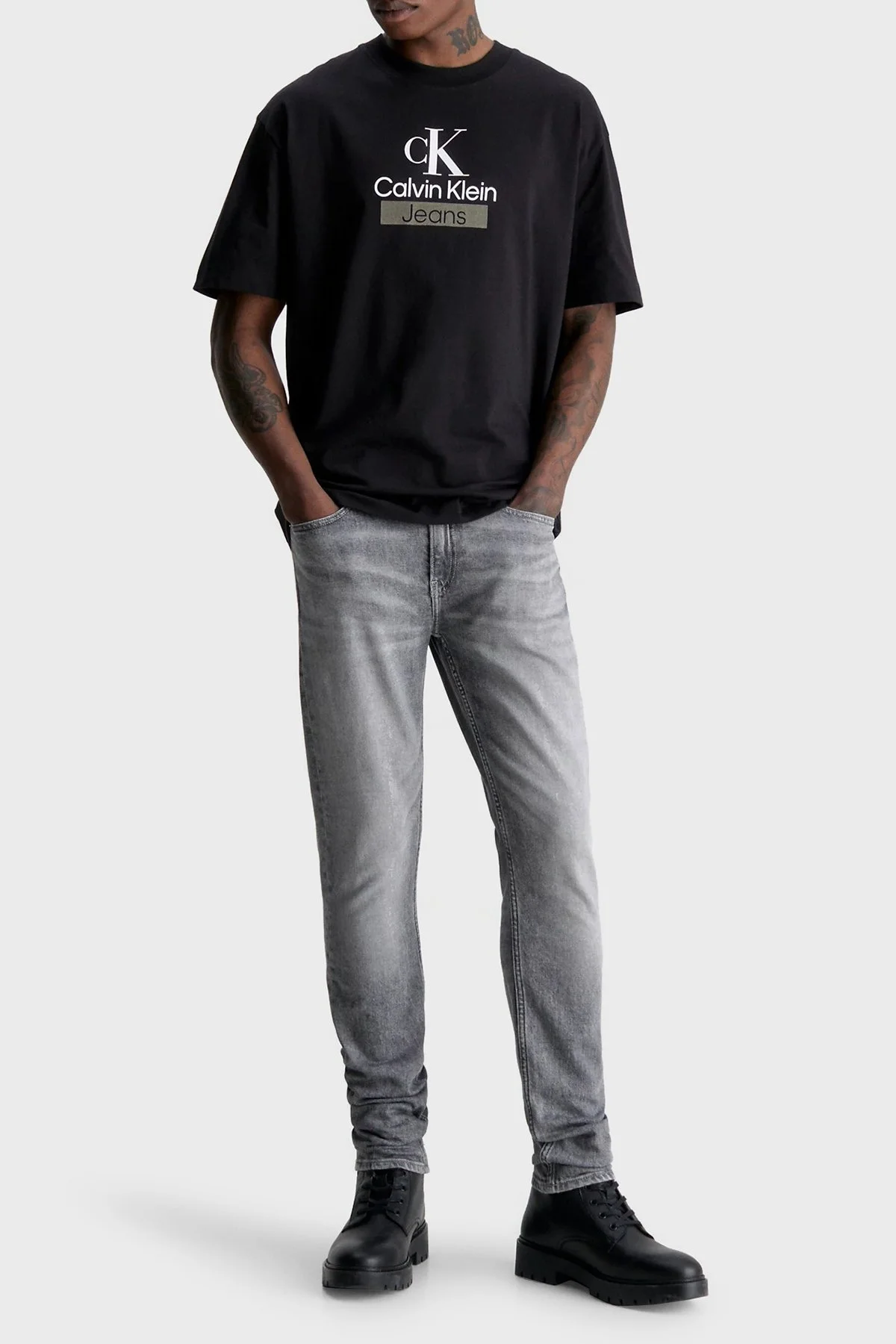 Calvin Klein Jeans Erkek Kot Pantolon J30J323349 1BZ GRİ - 3