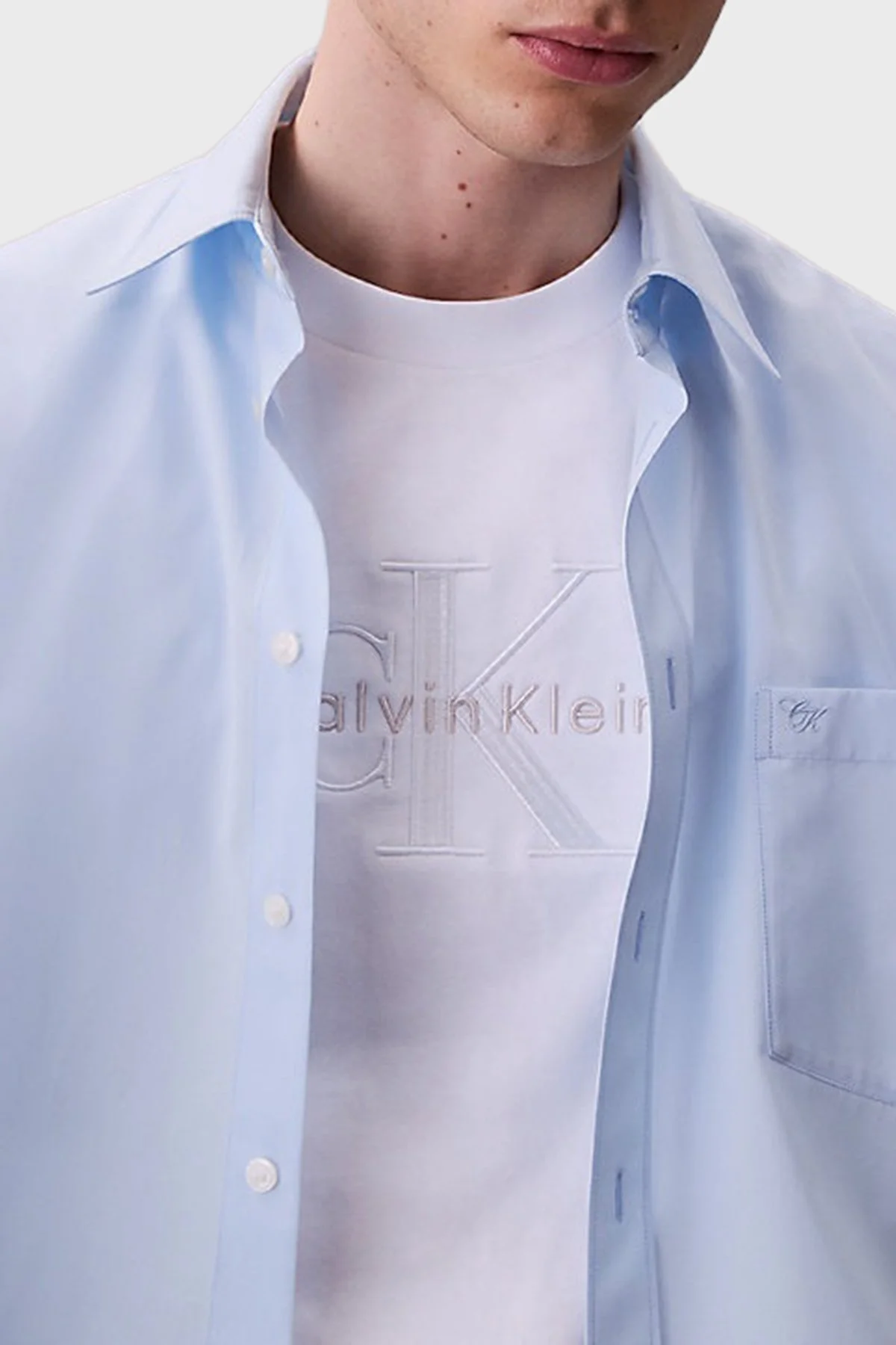 Calvin Klein Pamuklu Oversize Fit Bisiklet Yaka Logolu LV04RB295GYAA Erkek T Shirt LV04RB295G YAA BEYAZ - 4