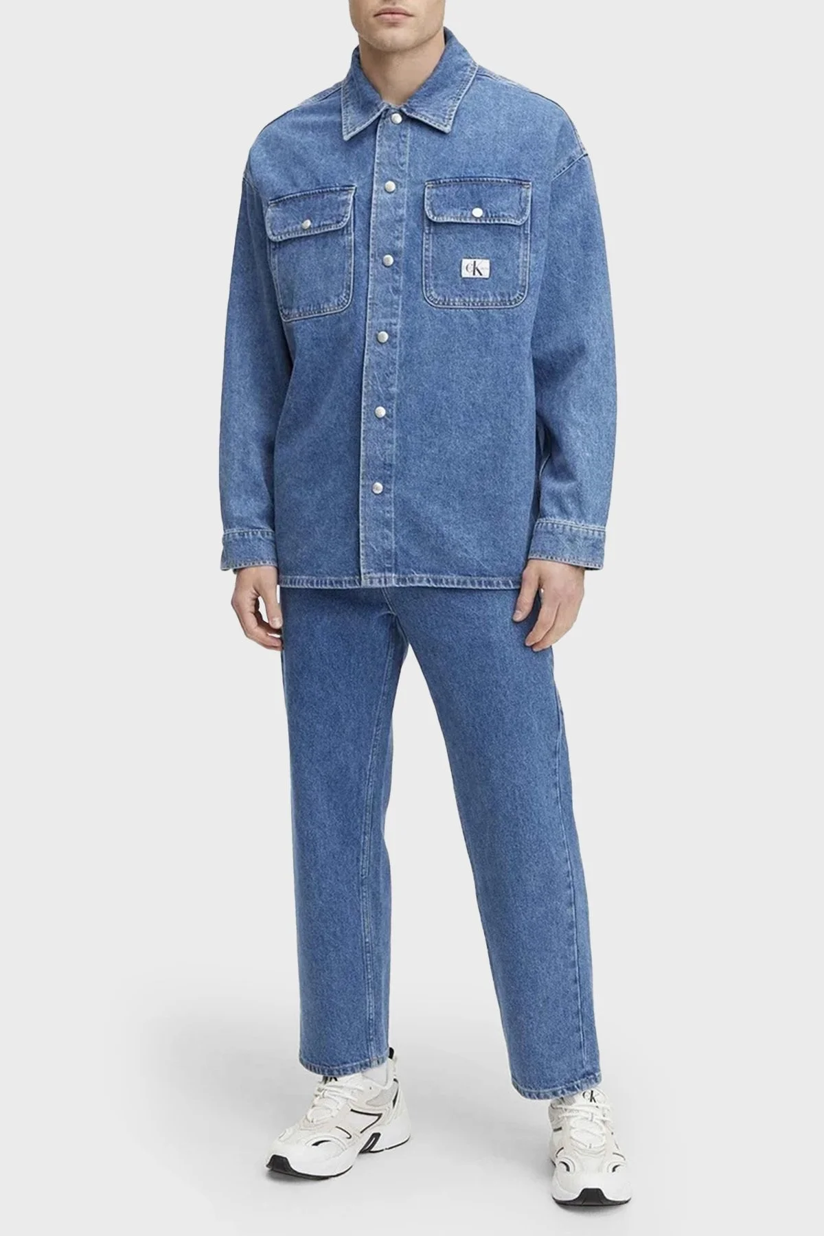 Calvin Klein Pamuklu Çift Cepli Oversize Erkek Kot Gömlek J30J323326 1A4 MAVİ - 1