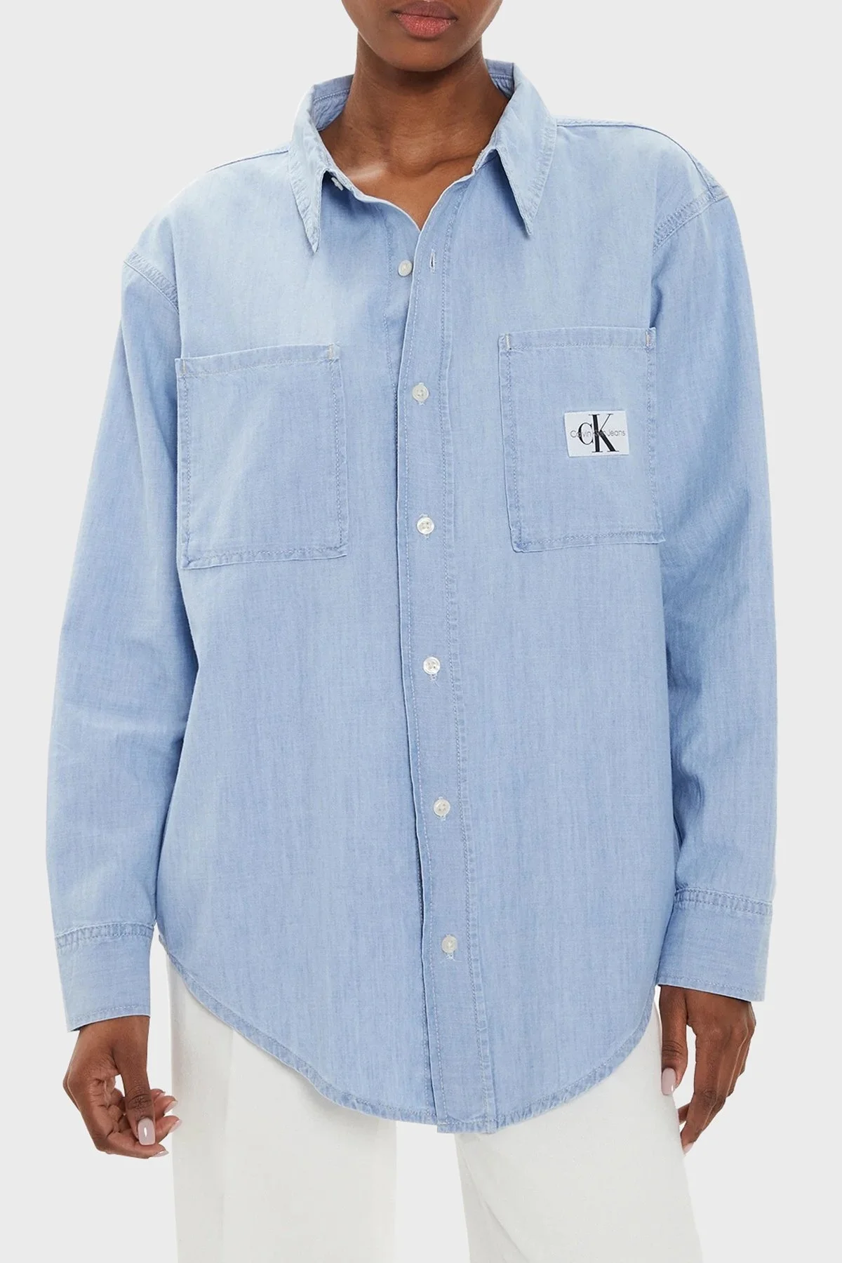 Calvin Klein Pamuklu Oversize J20J2243431AA Bayan Gömlek J20J224343 1AA AÇIK MAVİ - 1