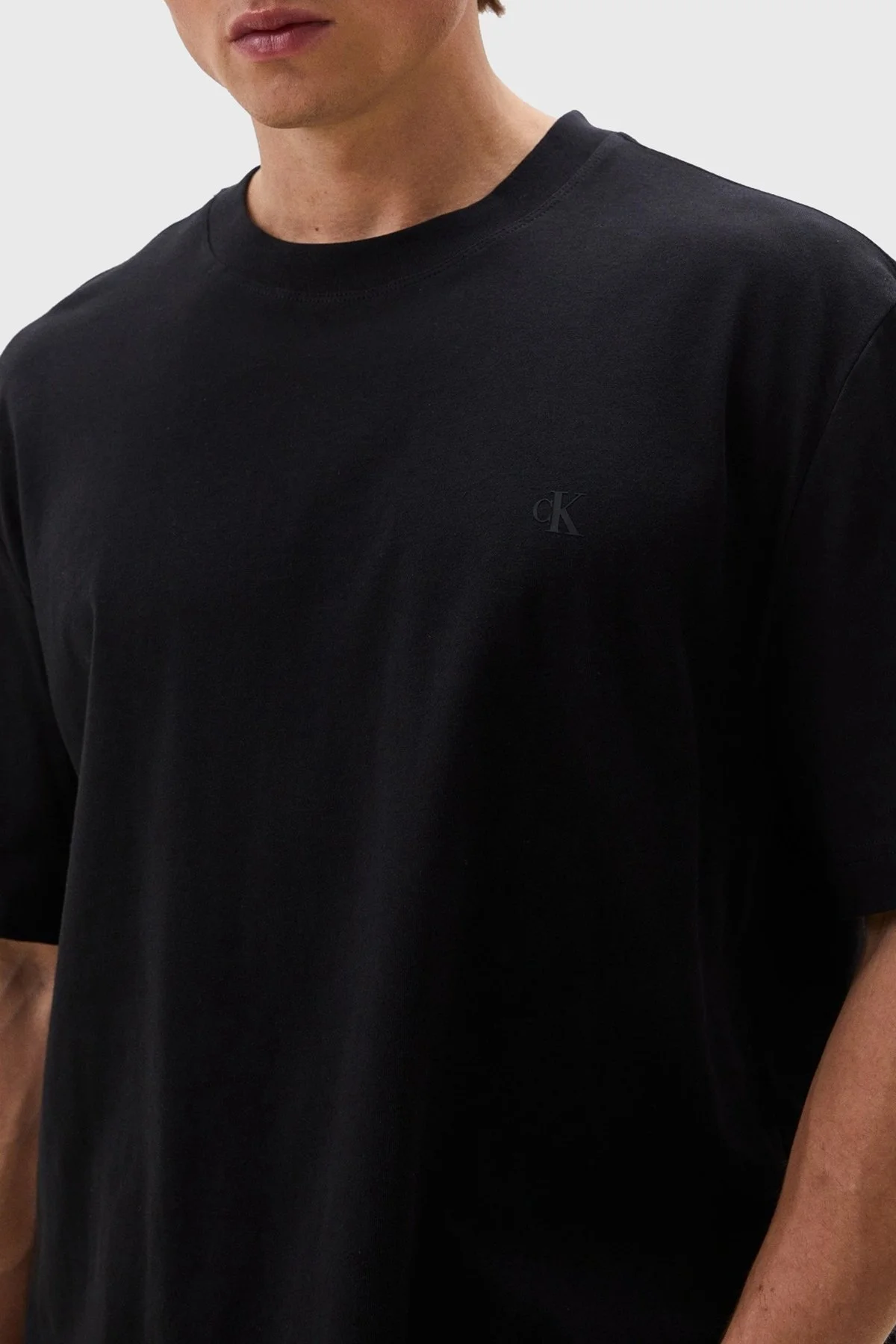 Calvin Klein Pamuklu Oversize J30J325691BEH Erkek T Shirt J30J325691 BEH SİYAH - 3