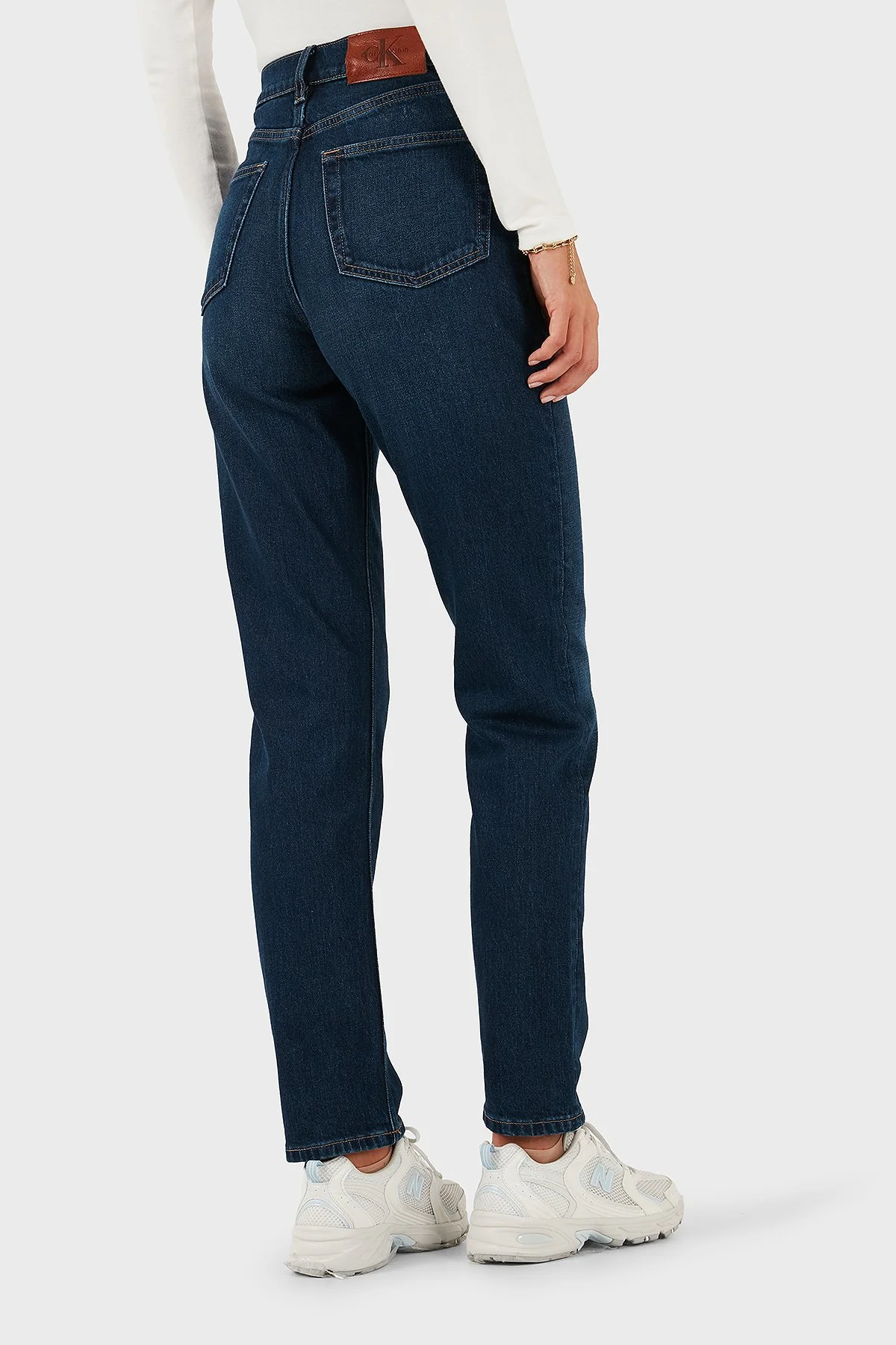 Calvin Klein Pamuklu Regula Fit Yüksek Bel Düz Paça Jeans LV047D842G30W Bayan Kot Pantolon LV047D842G 30W LACİVERT - 3