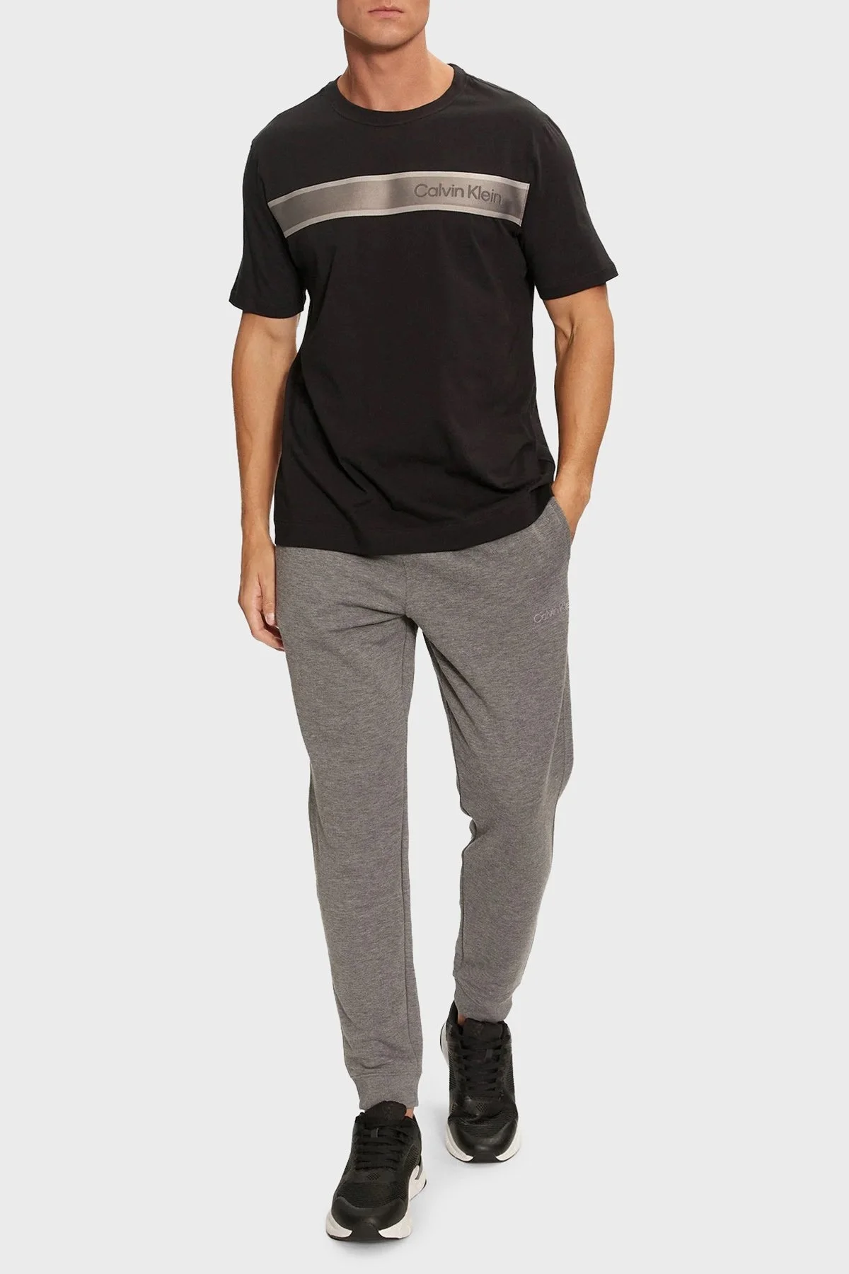 Calvin Klein Pamuklu Regular Fit Bisiklet Yaka 00GMF4K112BAE Erkek T Shirt 00GMF4K112 BAE SİYAH - 3