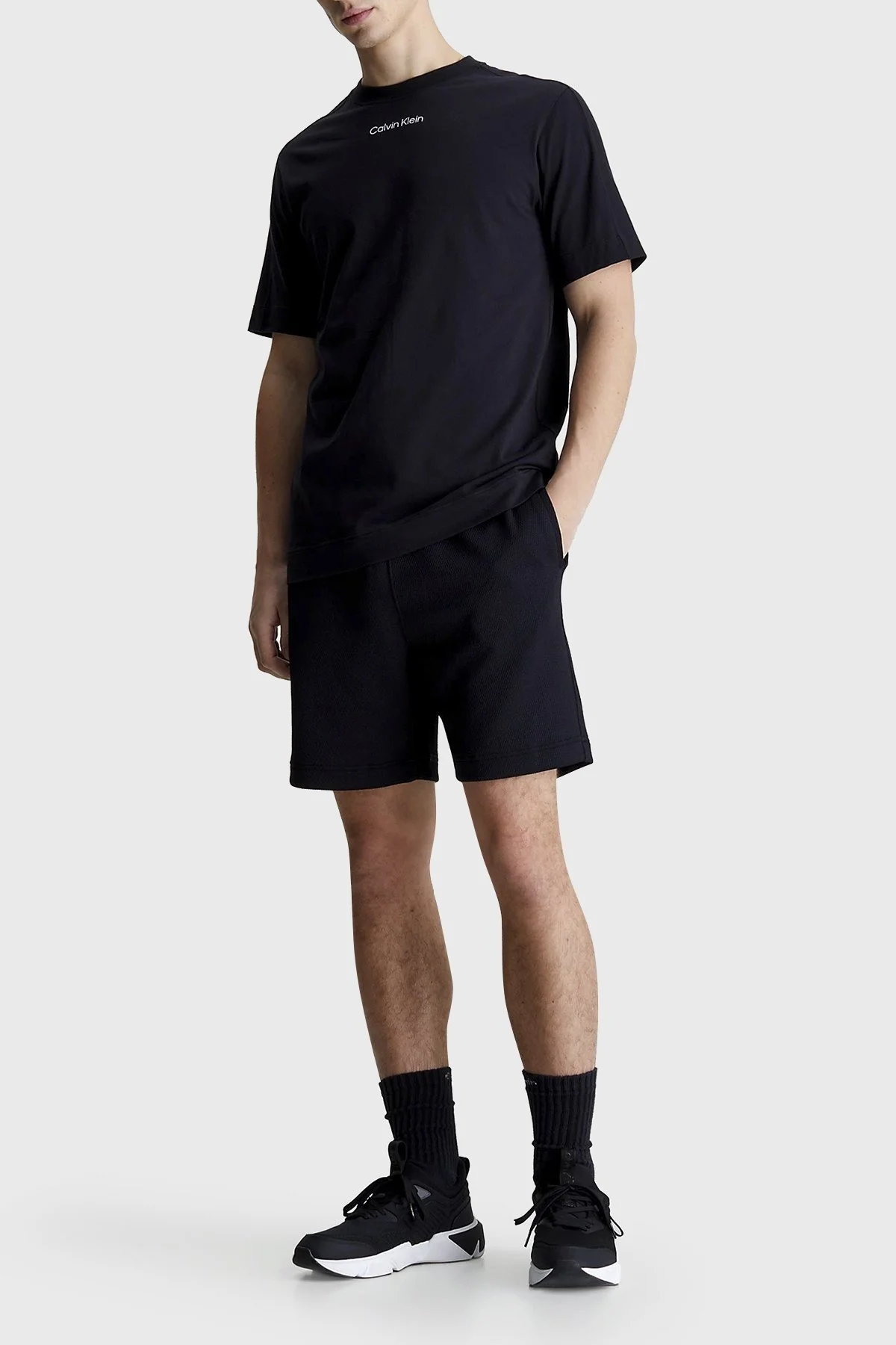 Calvin Klein Pamuklu Regular Fit Bisiklet Yaka 00GMS4K174BAE Erkek T Shirt 00GMS4K174 BAE SİYAH - 3