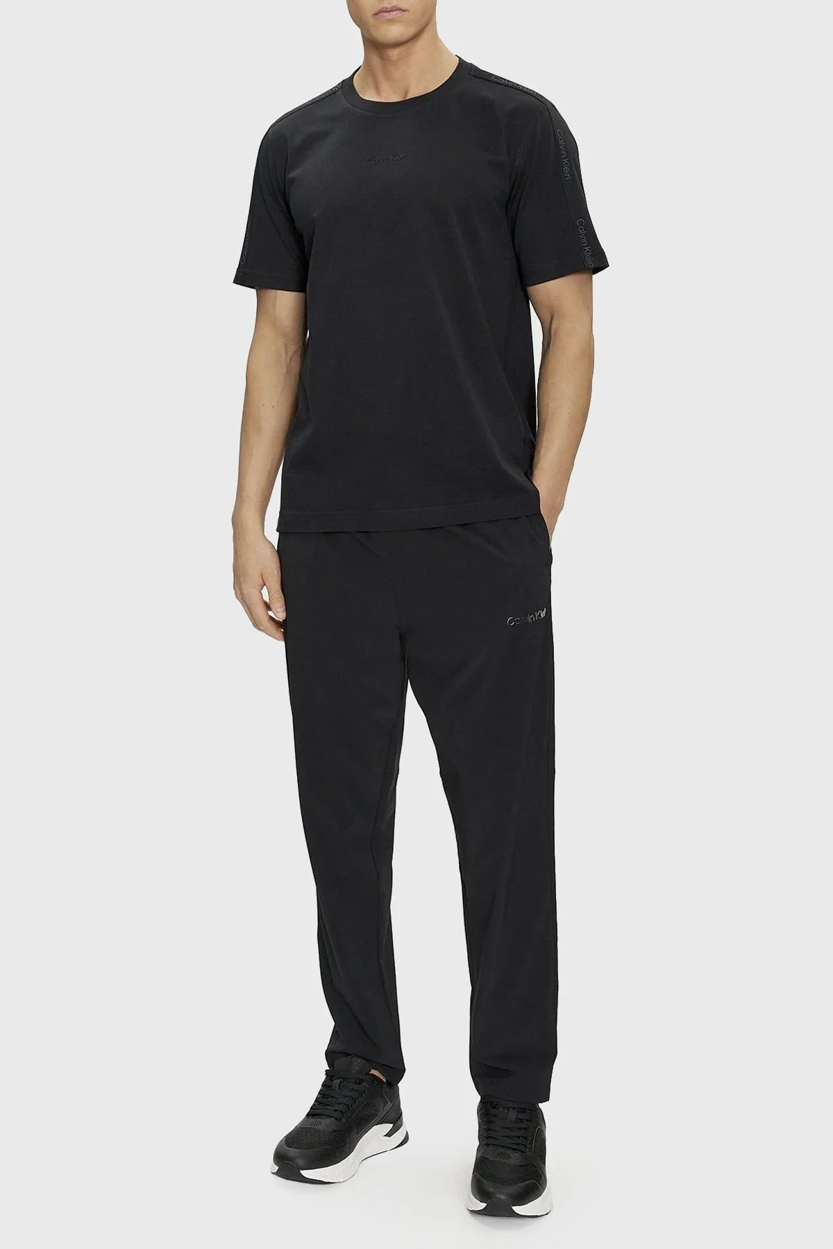 Calvin Klein Pamuklu Regular Fit Bisiklet Yaka 00GMS4K187BAE Erkek T Shirt 00GMS4K187 BAE SİYAH - 2