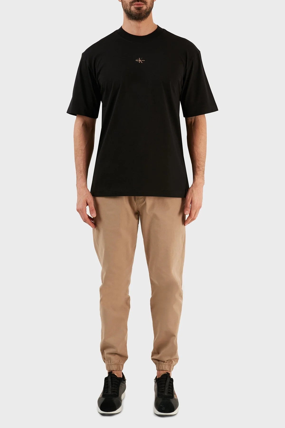 Calvin Klein Pamuklu Regular Fit Bisiklet Yaka Erkek T Shirt J30J322507 BEH SİYAH - 6