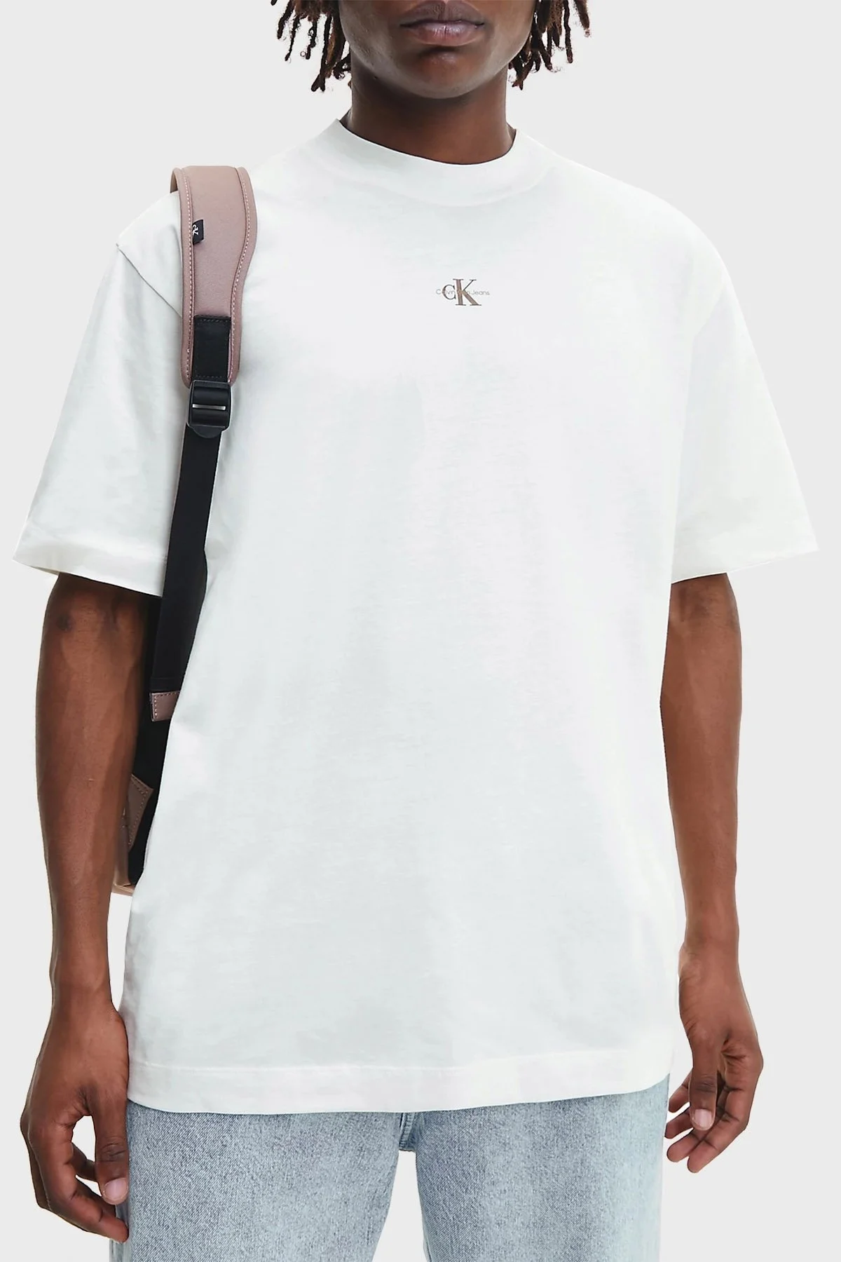 Calvin Klein Pamuklu Regular Fit Bisiklet Yaka Erkek T Shirt J30J322507 YBI BEYAZ - 1