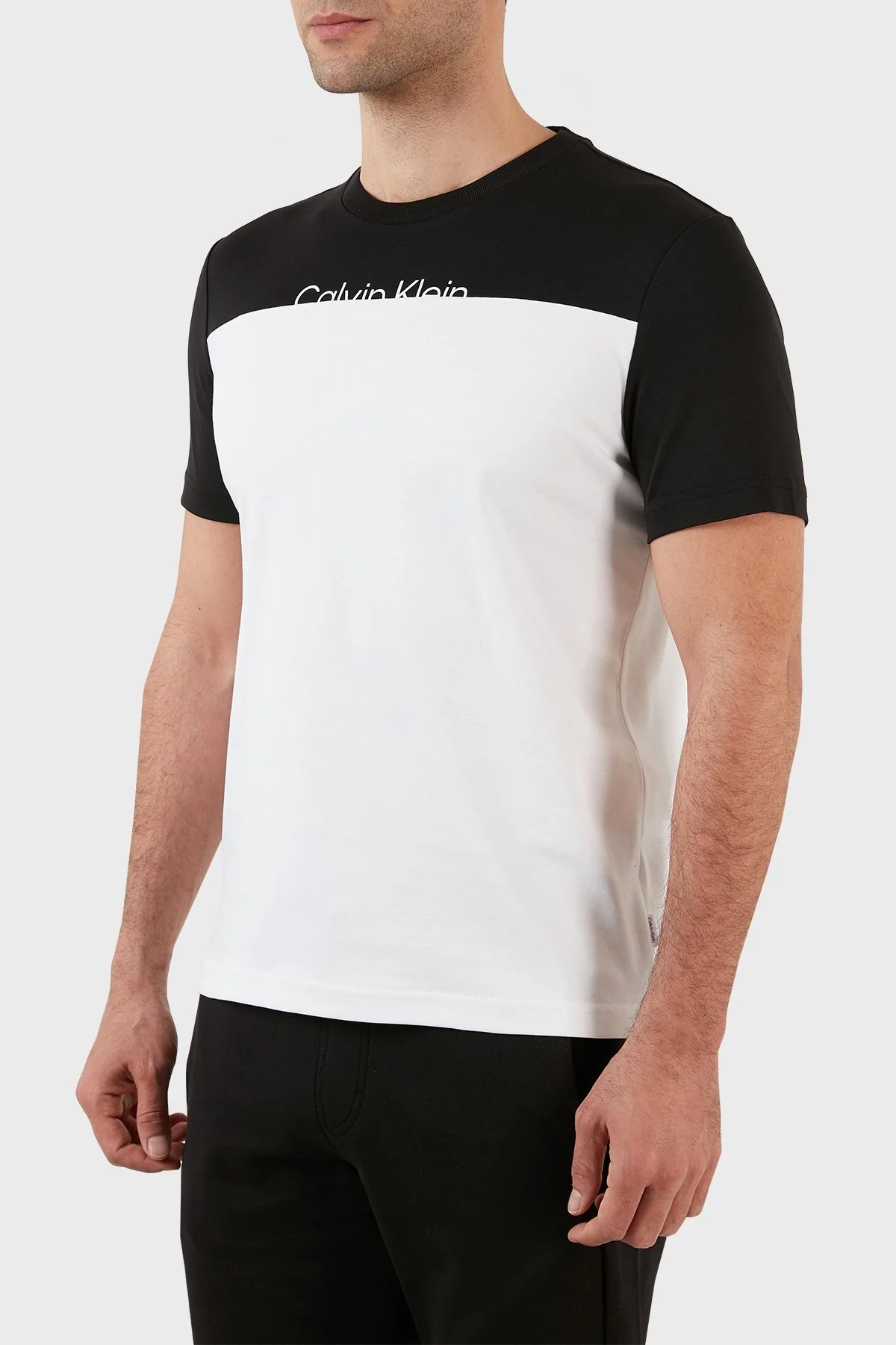 Calvin Klein Pamuklu Regular Fit Bisiklet Yaka Erkek T Shirt K10K108839 0XQ SİYAH-BEYAZ - 2