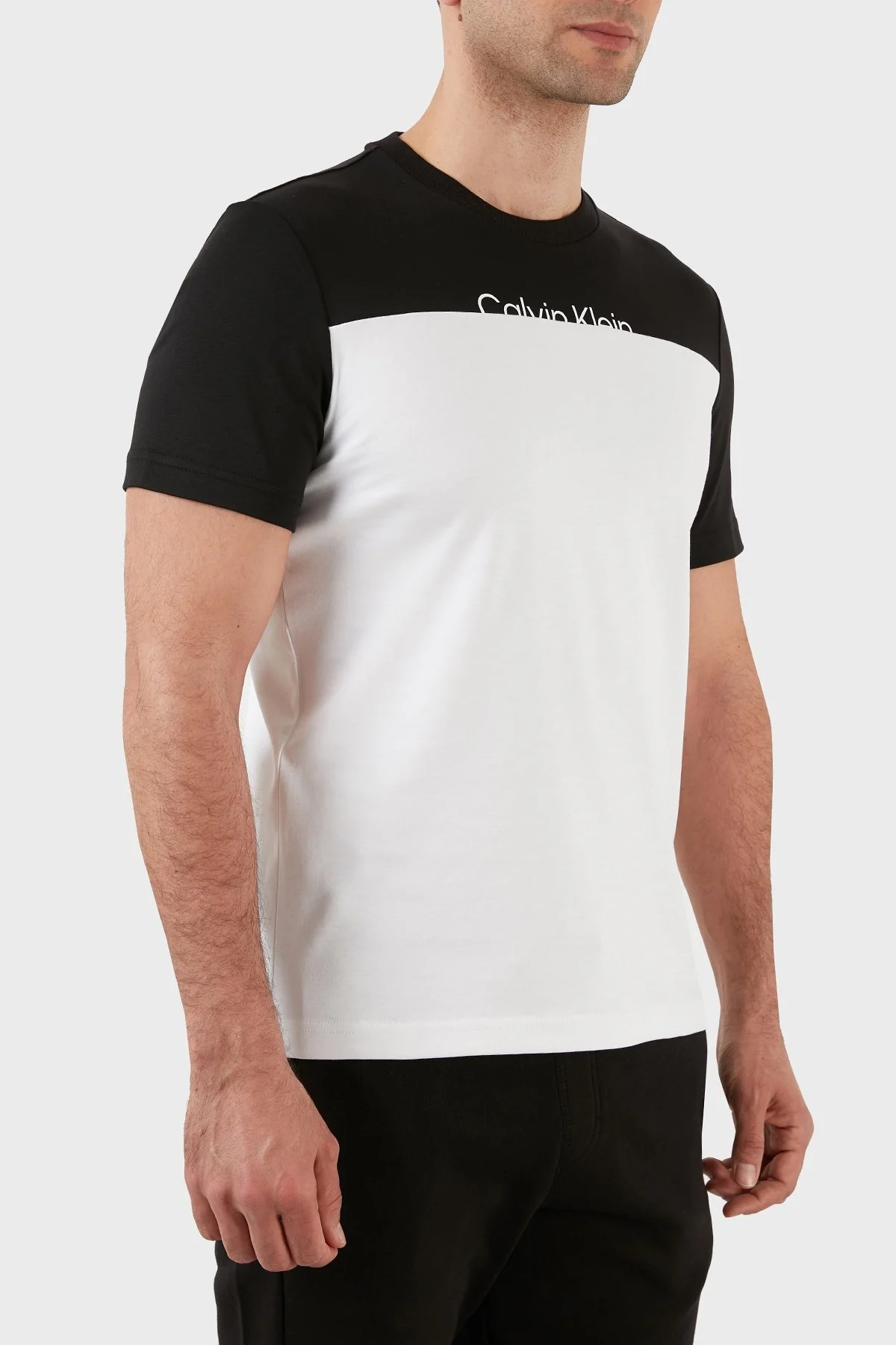 Calvin Klein Pamuklu Regular Fit Bisiklet Yaka Erkek T Shirt K10K108839 0XQ SİYAH-BEYAZ - 3