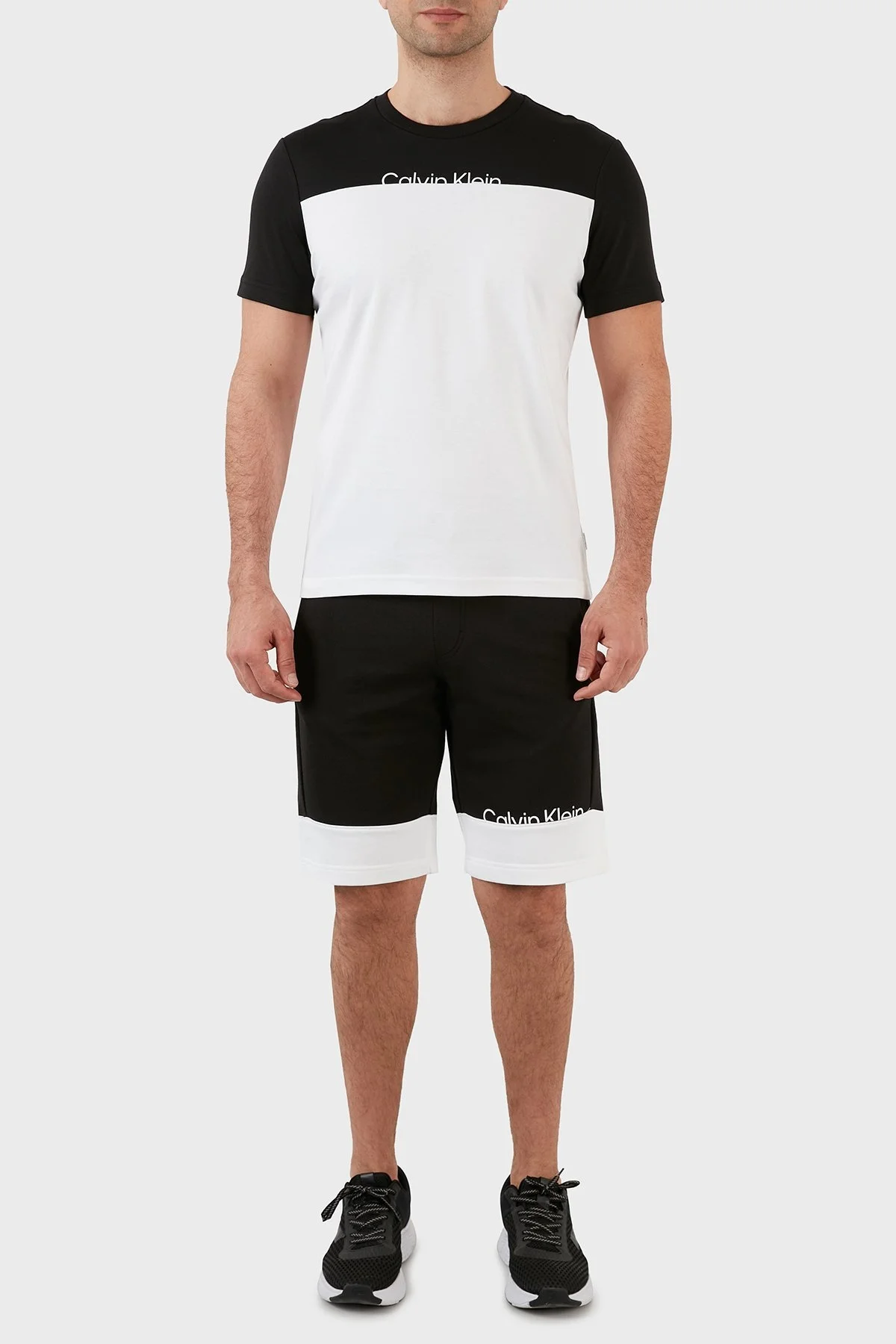 Calvin Klein Pamuklu Regular Fit Bisiklet Yaka Erkek T Shirt K10K108839 0XQ SİYAH-BEYAZ - 5