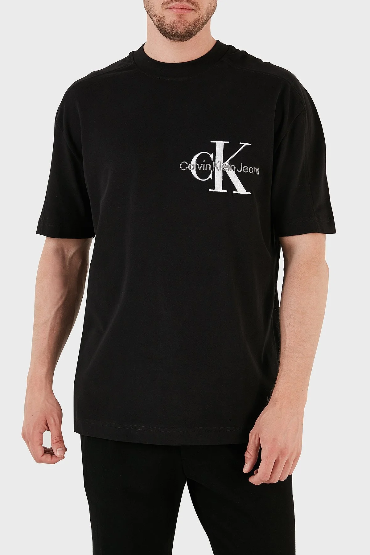 Calvin Klein Pamuklu Regular Fit Bisiklet Yaka J30J323494BEH Erkek T Shirt J30J323494 BEH SİYAH - 1