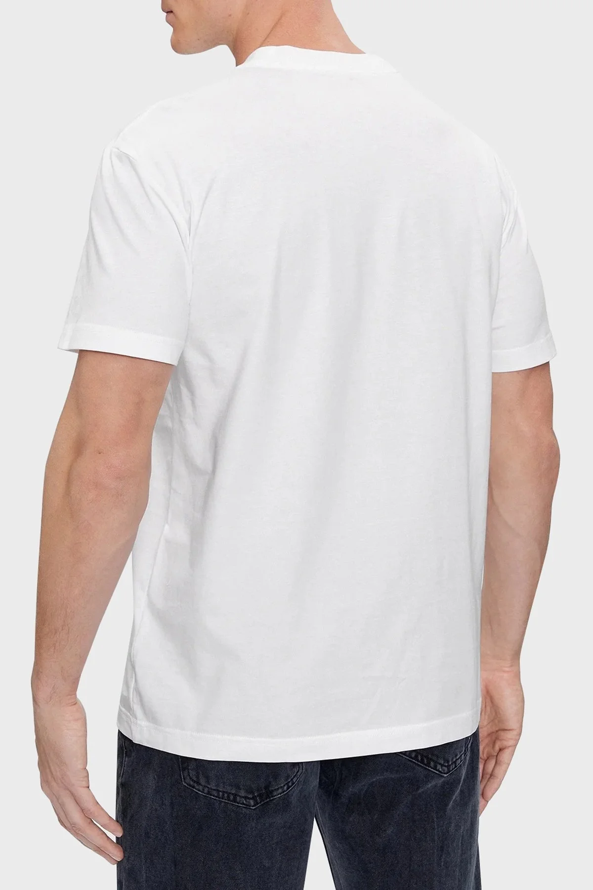 Calvin Klein Pamuklu Regular Fit Bisiklet Yaka J30J324671YAF Erkek T Shirt J30J324671 YAF BEYAZ - 2