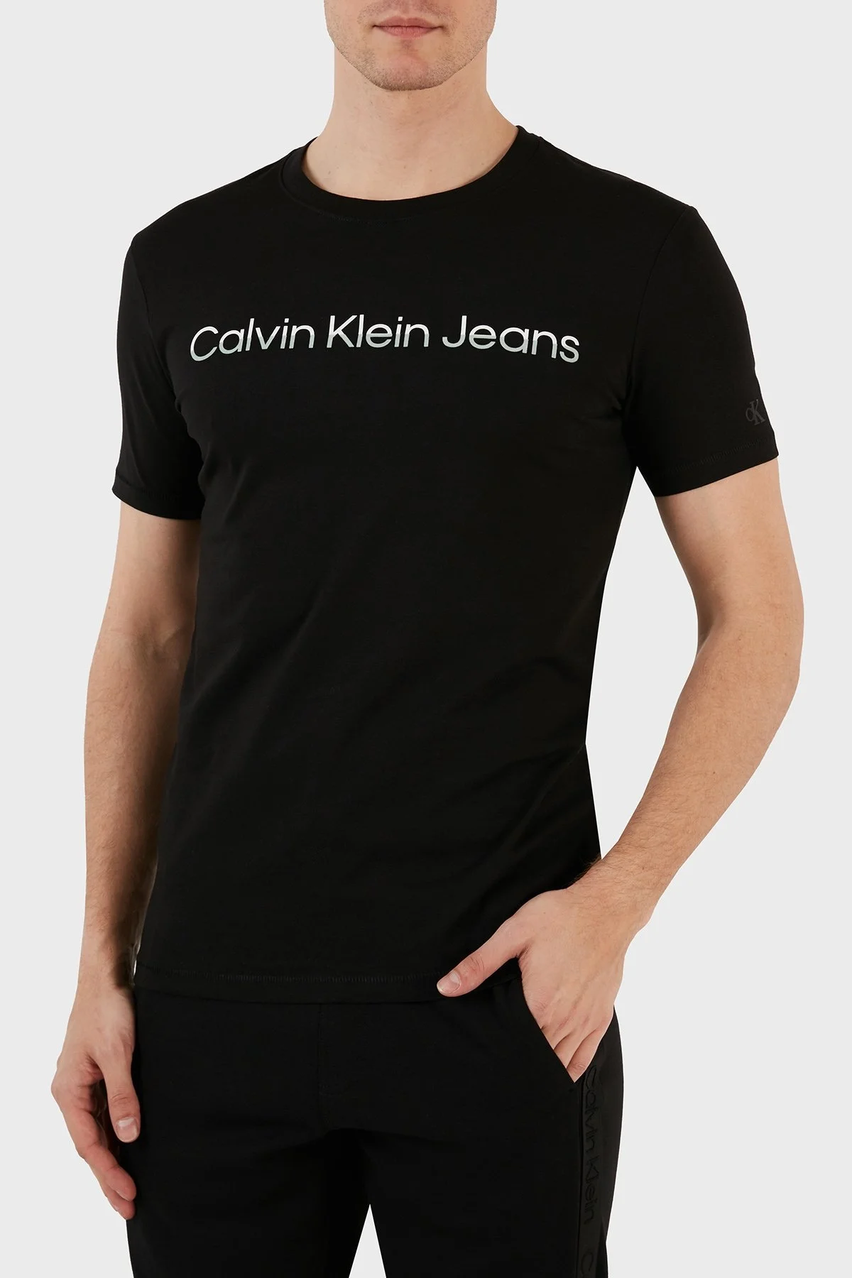 Calvin Klein Pamuklu Regular Fit Bisiklet Yaka J30J324682BEH Erkek T Shirt J30J324682 BEH SİYAH - 1