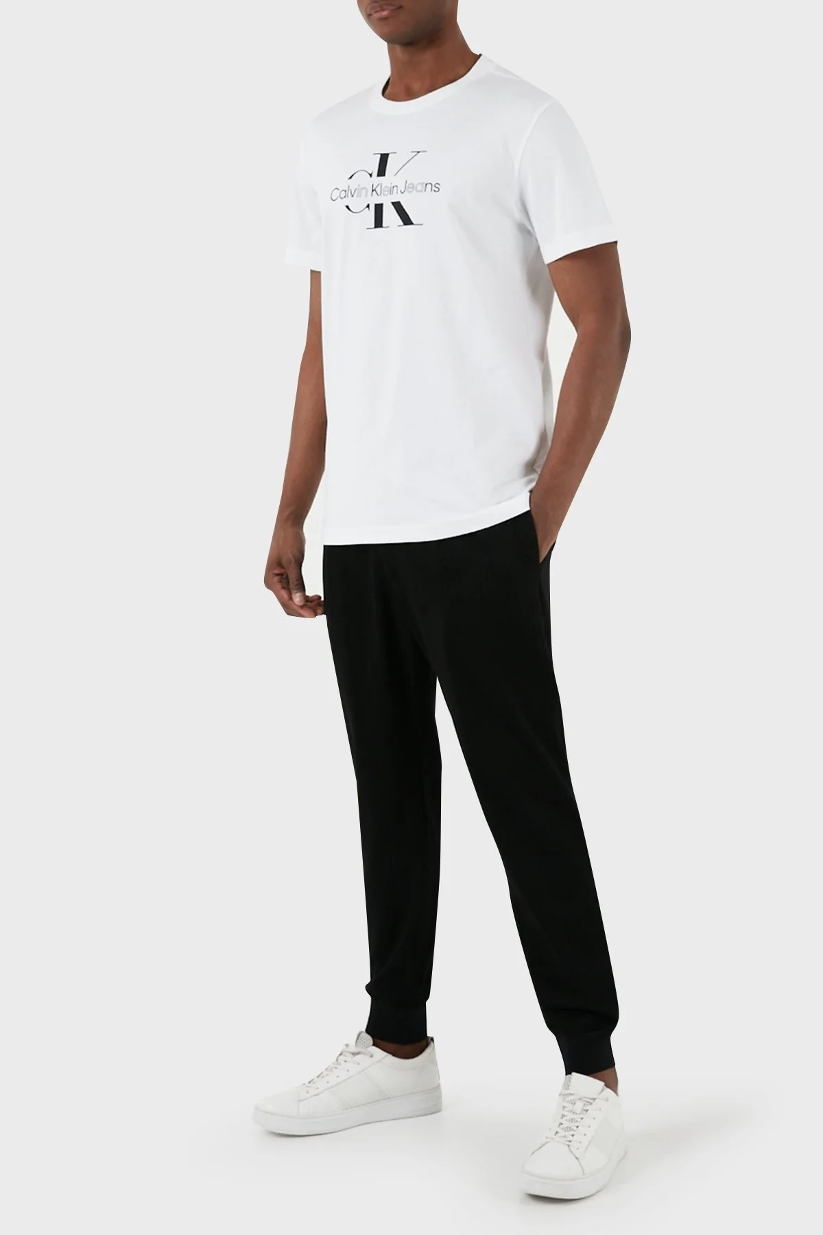 Calvin Klein Pamuklu Regular Fit Bisiklet Yaka J30J325190YAF Erkek T Shirt J30J325190 YAF BEYAZ - 4