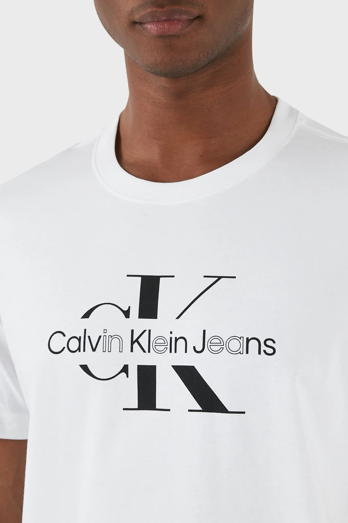 Calvin Klein Pamuklu Regular Fit Bisiklet Yaka J30J325190YAF Erkek T Shirt J30J325190 YAF BEYAZ - 5