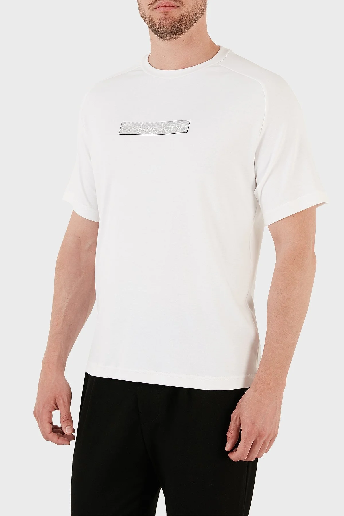 Calvin Klein Pamuklu Regular Fit Bisiklet Yaka K10K111561YAF Erkek T Shirt K10K111561 YAF BEYAZ - 1