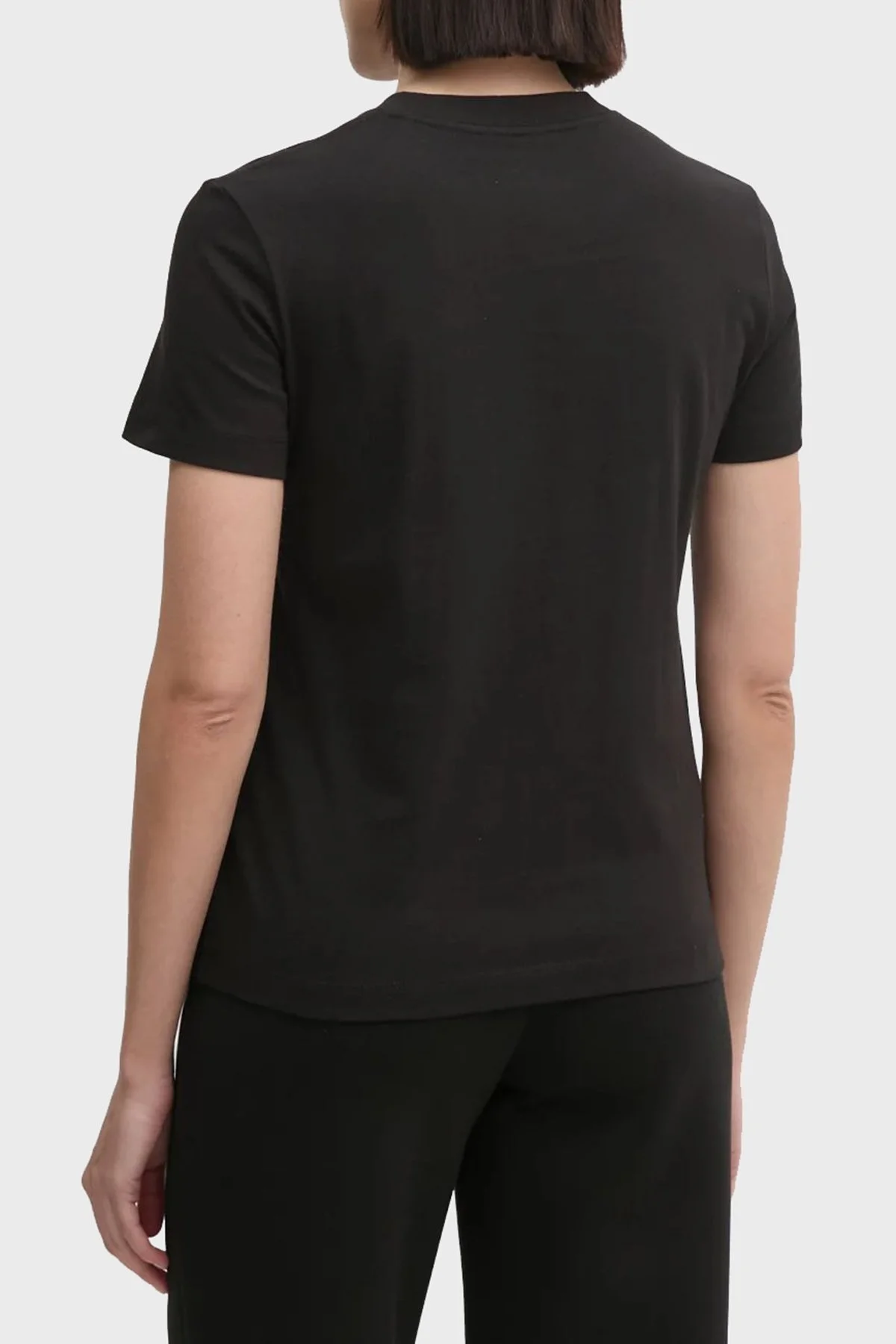 Calvin Klein Pamuklu Regular Fit Bisiklet Yaka Logolu J20J224983BEH Bayan T Shirt J20J224983 BEH SİYAH - 7