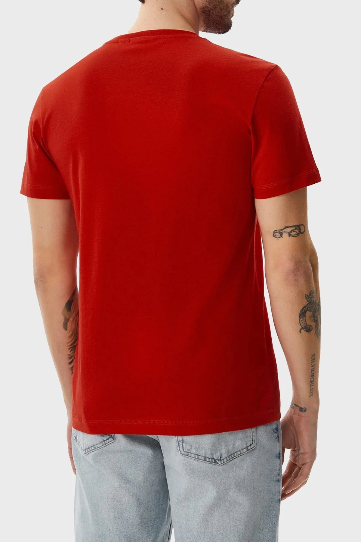 Calvin Klein Pamuklu Regular Fit Bisiklet Yaka Logolu J30J325649XNI Erkek T Shirt J30J325649 XNI KIRMIZI - 13