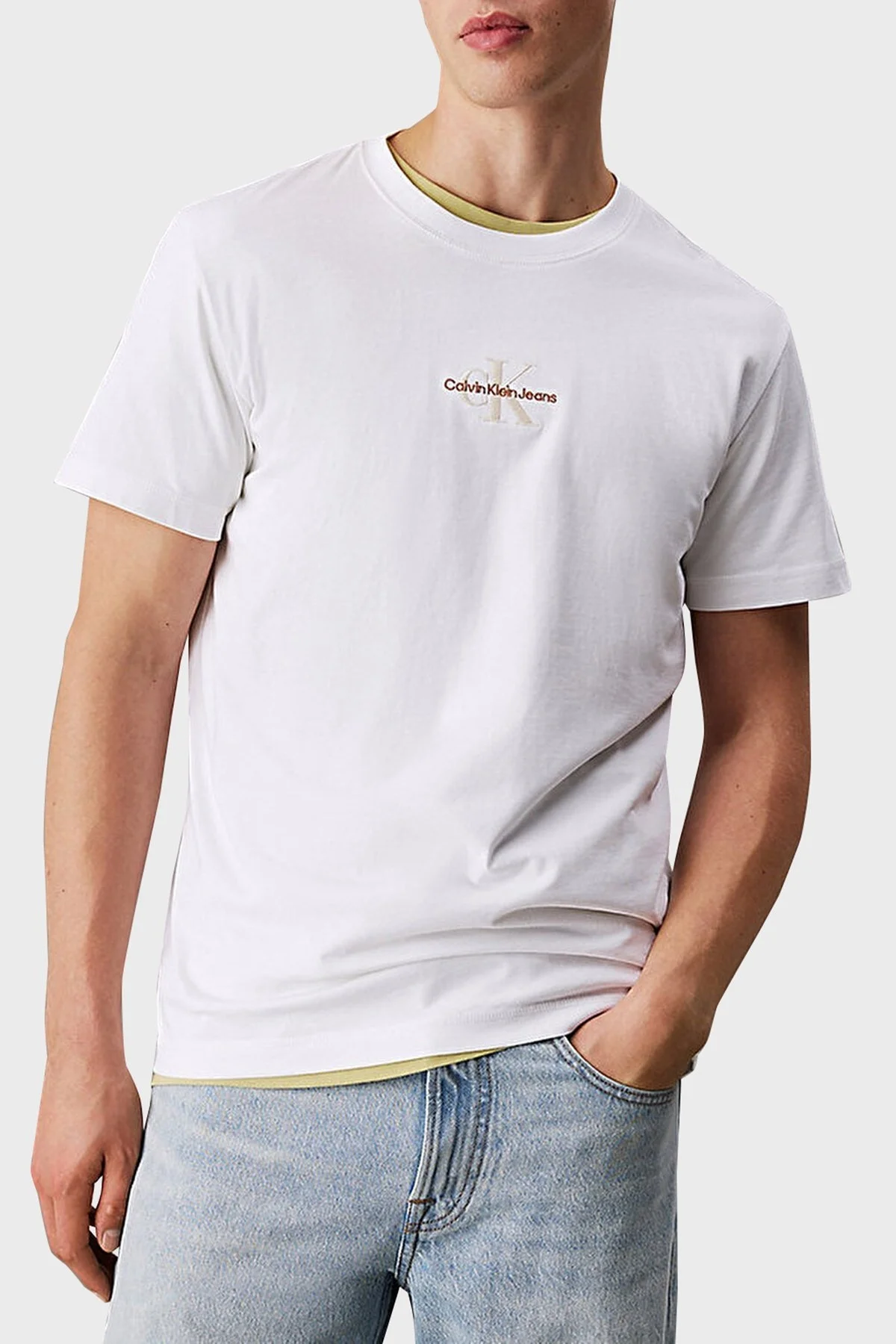 Calvin Klein Pamuklu Regular Fit Bisiklet Yaka Logolu J30J325649YAF Erkek T Shirt J30J325649 YAF BEYAZ - 5
