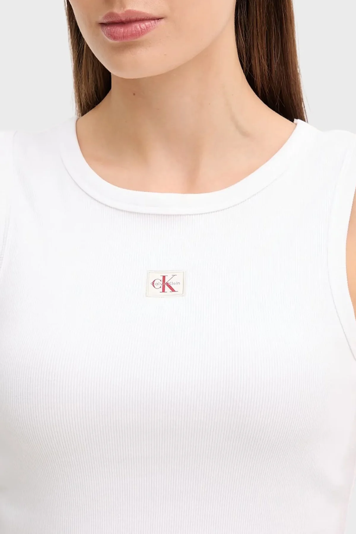 Calvin Klein Pamuklu Regular Fit Bisiklet Yaka Logolu LV047C201GYAA Bayan Top LV047C201G YAA BEYAZ - 3