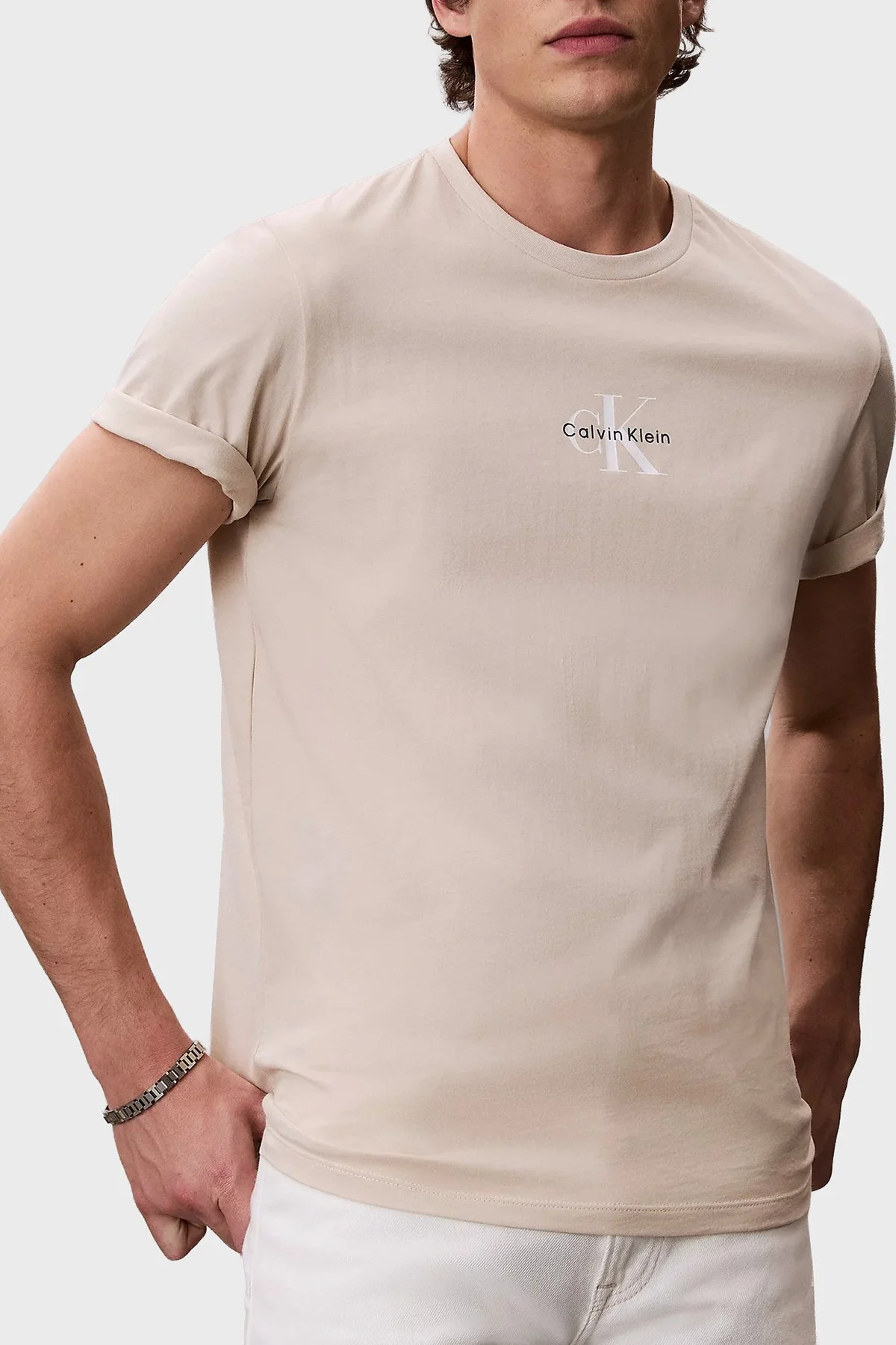 Calvin Klein Pamuklu Regular Fit Bisiklet Yaka Logolu LV04RB866G2JX Erkek T Shirt LV04RB866G 2JX BEJ - 1