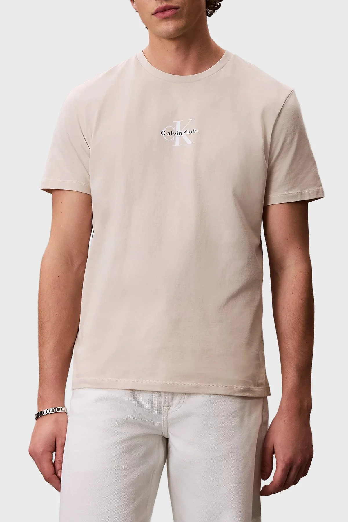 Calvin Klein Pamuklu Regular Fit Bisiklet Yaka Logolu LV04RB866G2JX Erkek T Shirt LV04RB866G 2JX BEJ - 3