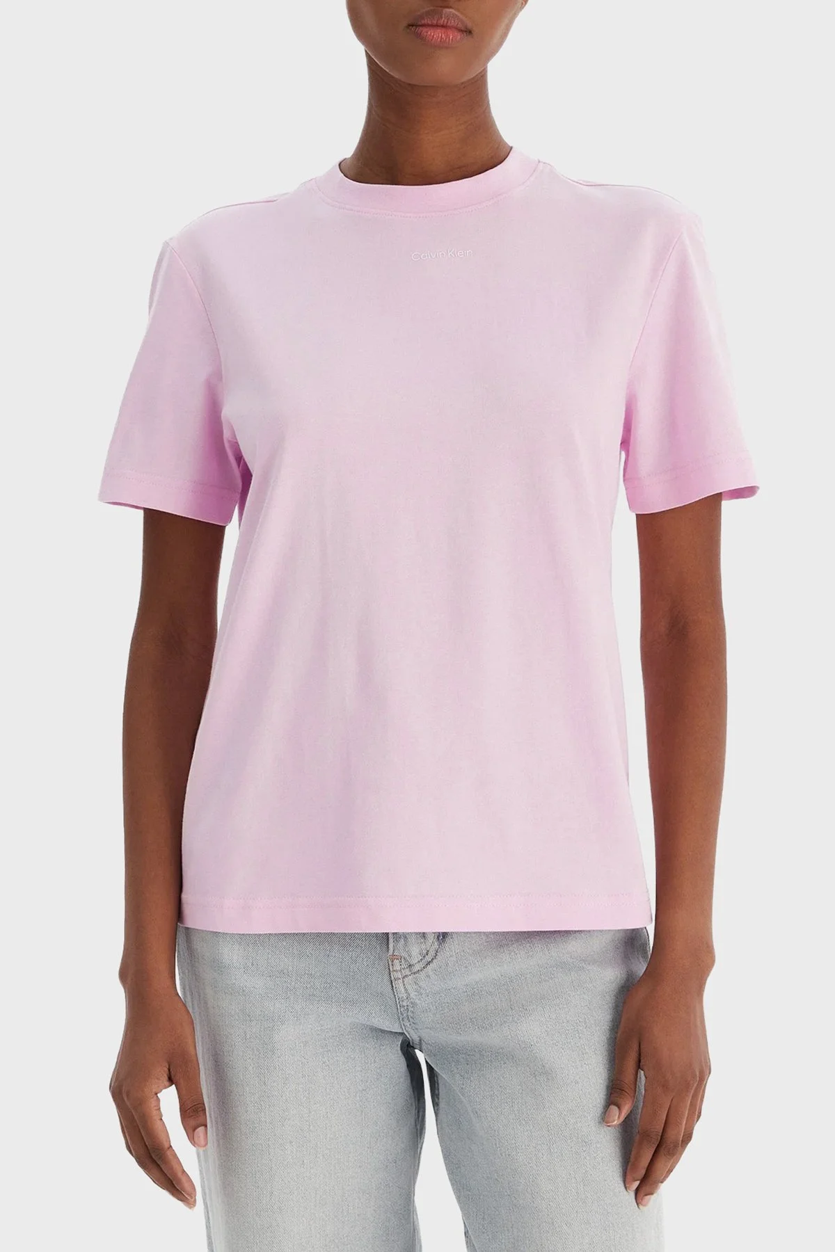 Calvin Klein Pamuklu Regular Fit Bisiklet Yaka Logolu LV147C857G2MU Bayan T Shirt LV147C857G 2MU PEMBE - 1