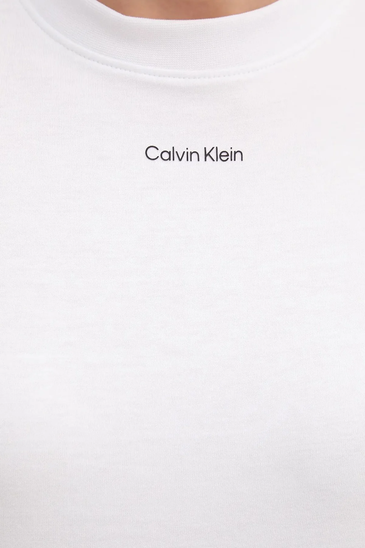 Calvin Klein Pamuklu Regular Fit Bisiklet Yaka Logolu LV147C857GYAA Bayan T Shirt LV147C857G YAA BEYAZ - 5